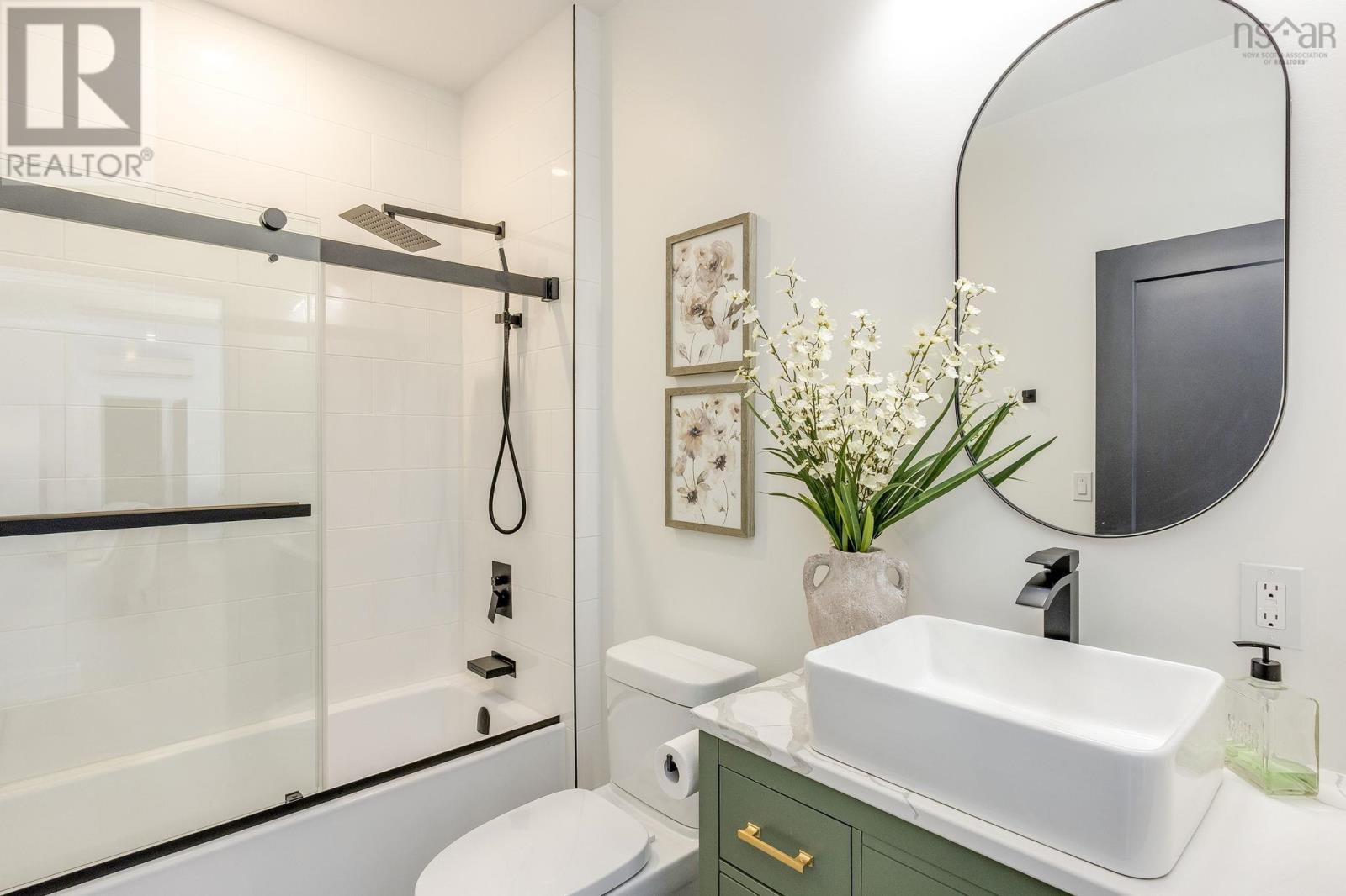 Property 27 of 42 of 573 236 Highway