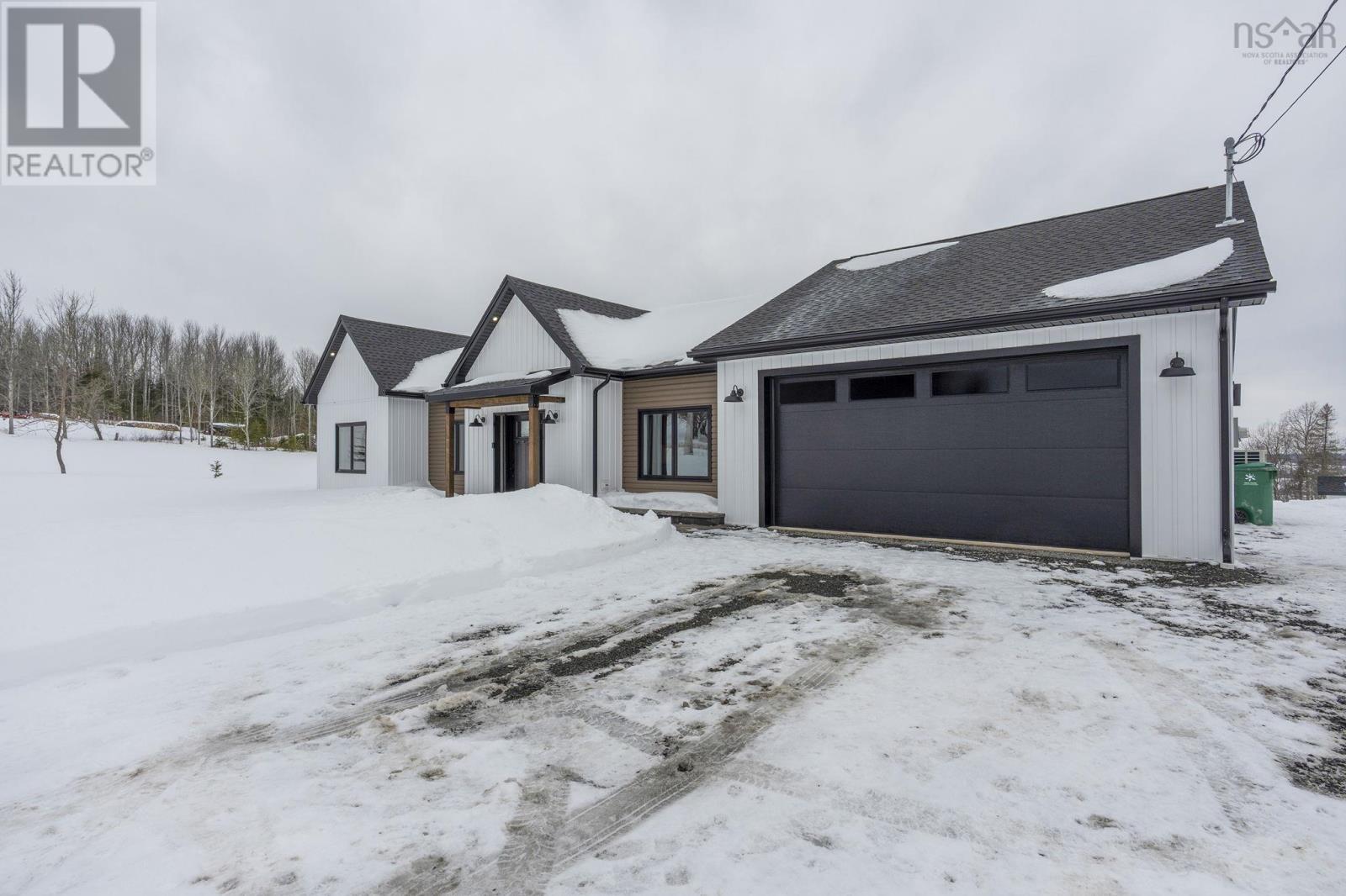 Property 3 of 42 of 573 236 Highway