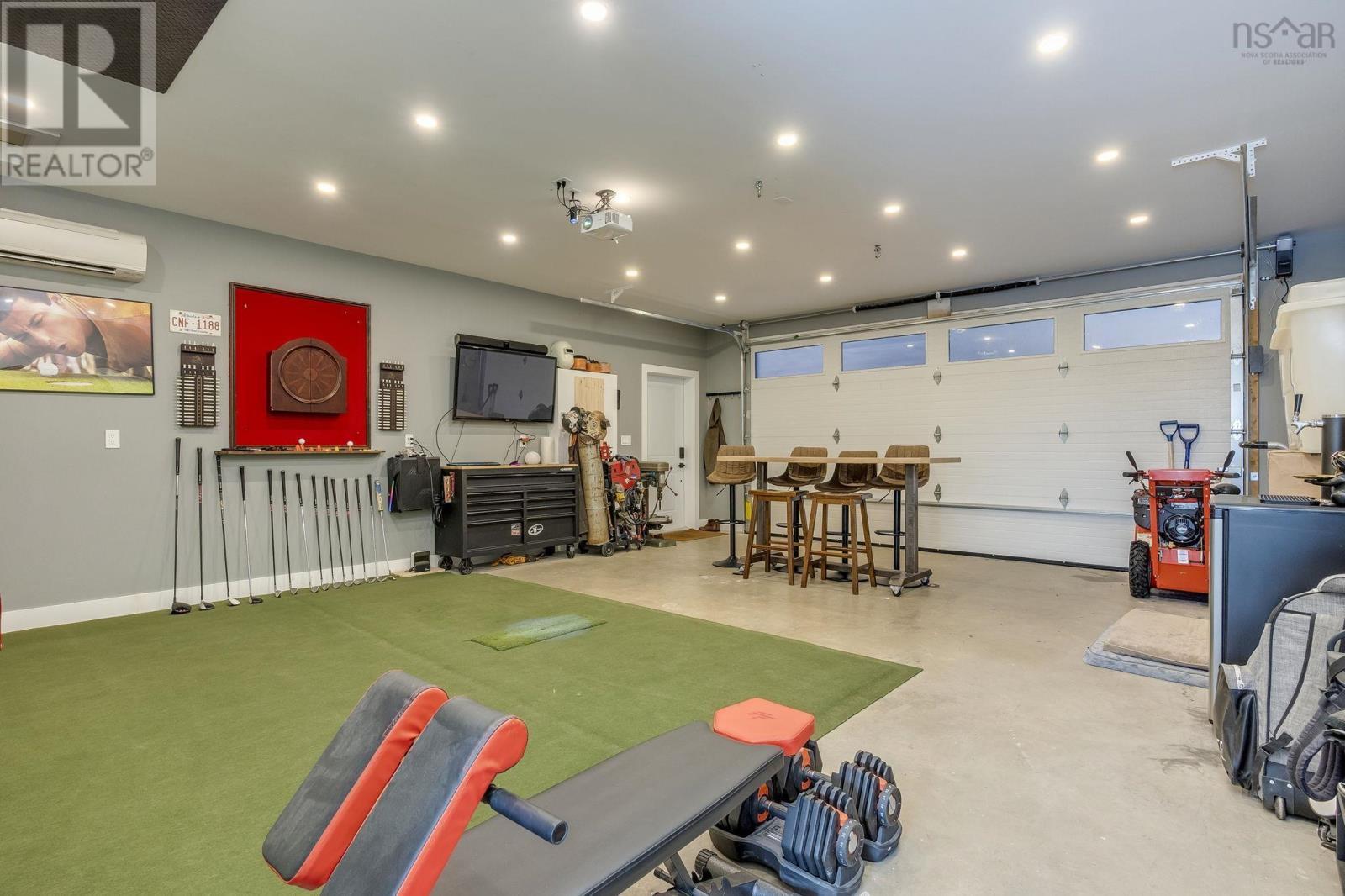 Property 38 of 42 of 573 236 Highway