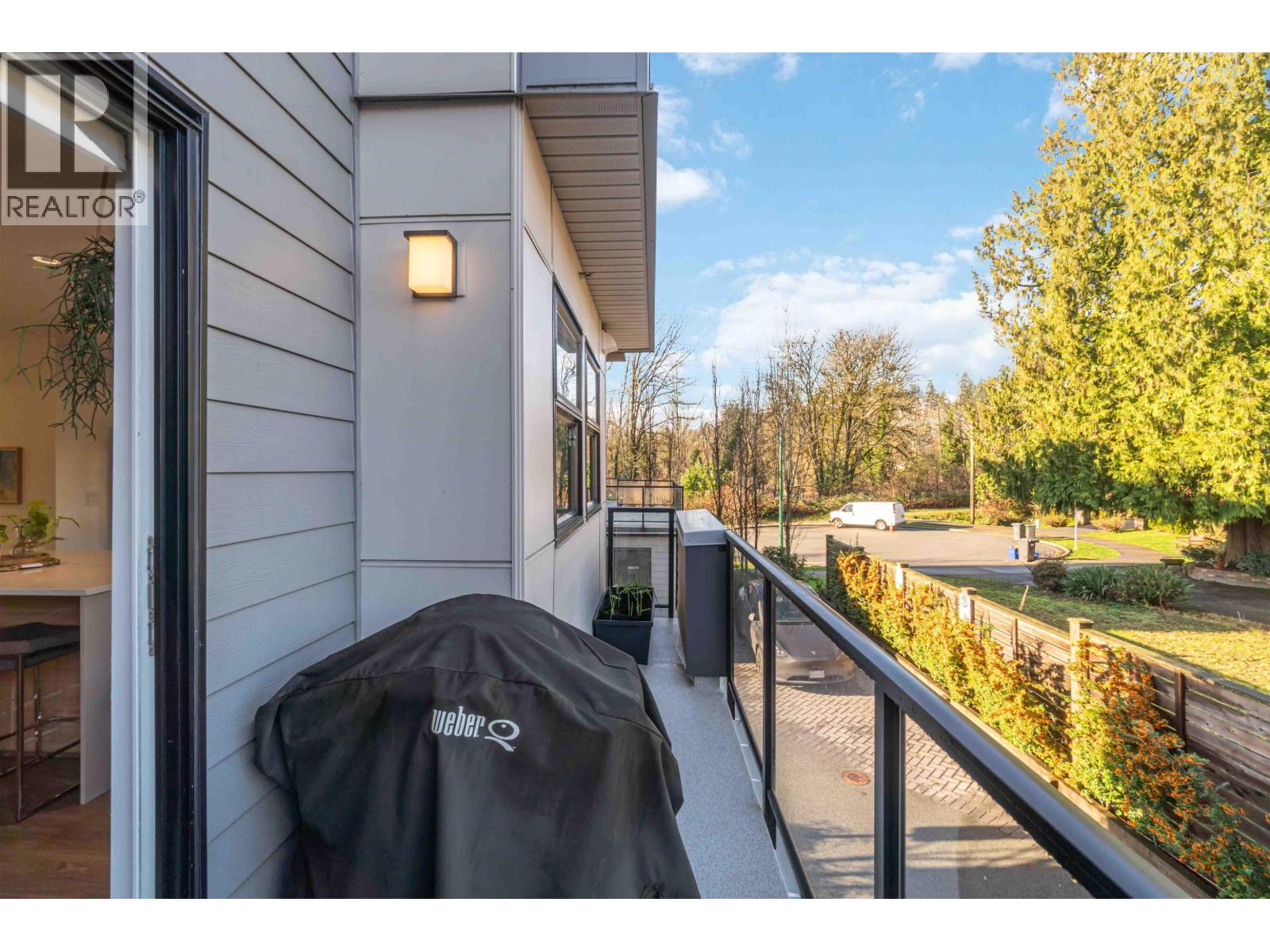 8 856 ORWELL STREET, Vancouver