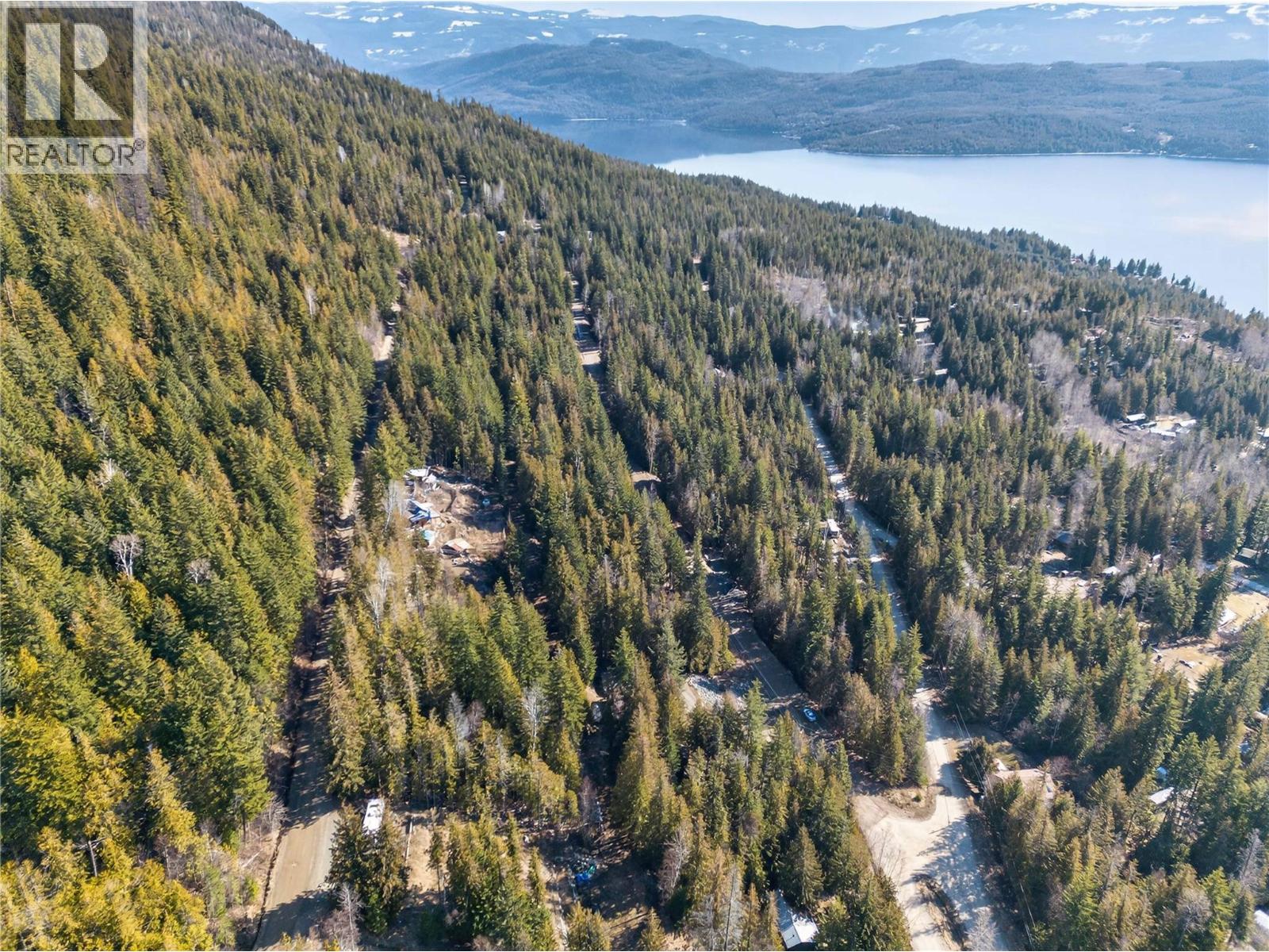 VICKERS Trail Lot# 150, Anglemont