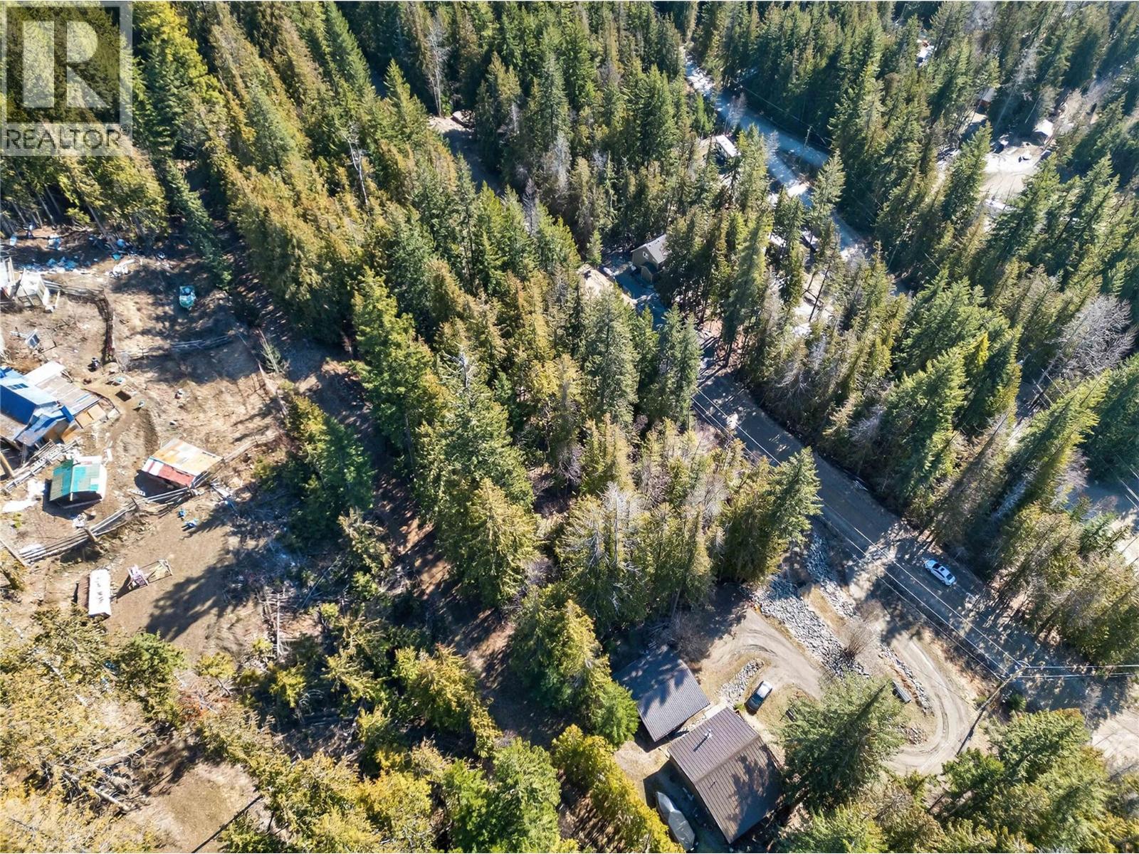 VICKERS Trail Lot# 150, Anglemont