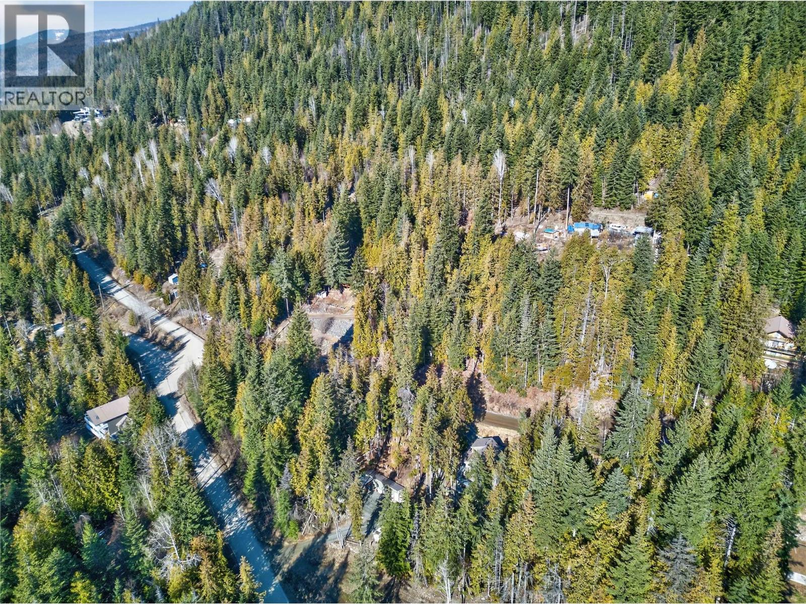 VICKERS Trail Lot# 150, Anglemont