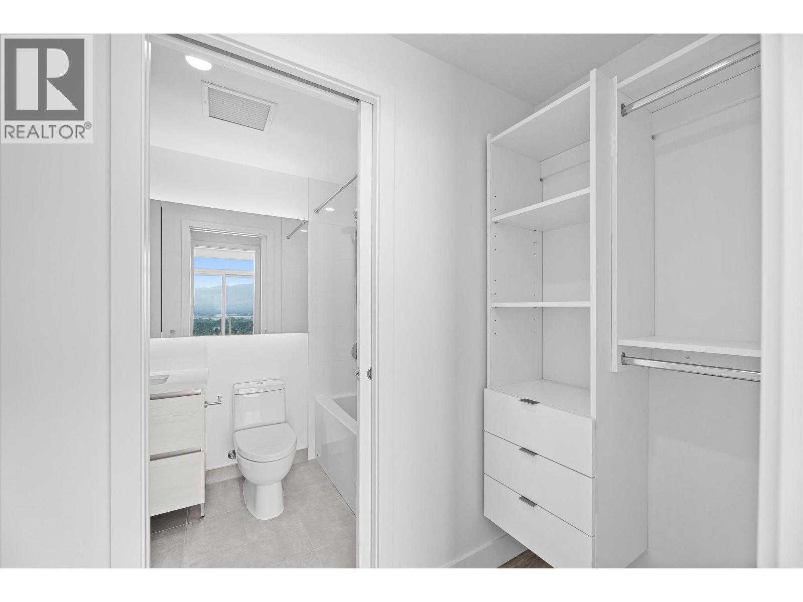 3307 1626 Water Street, Kelowna