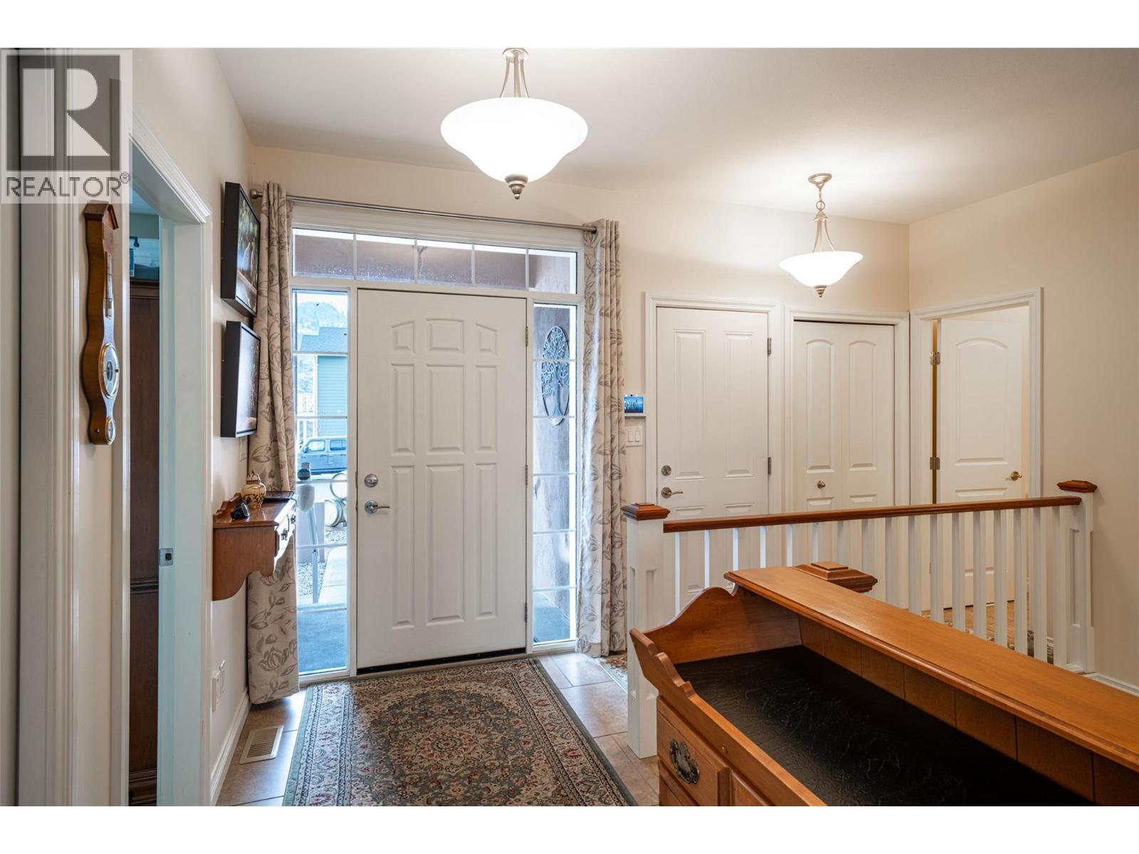 6905 MOUNTAINVIEW Drive, Oliver