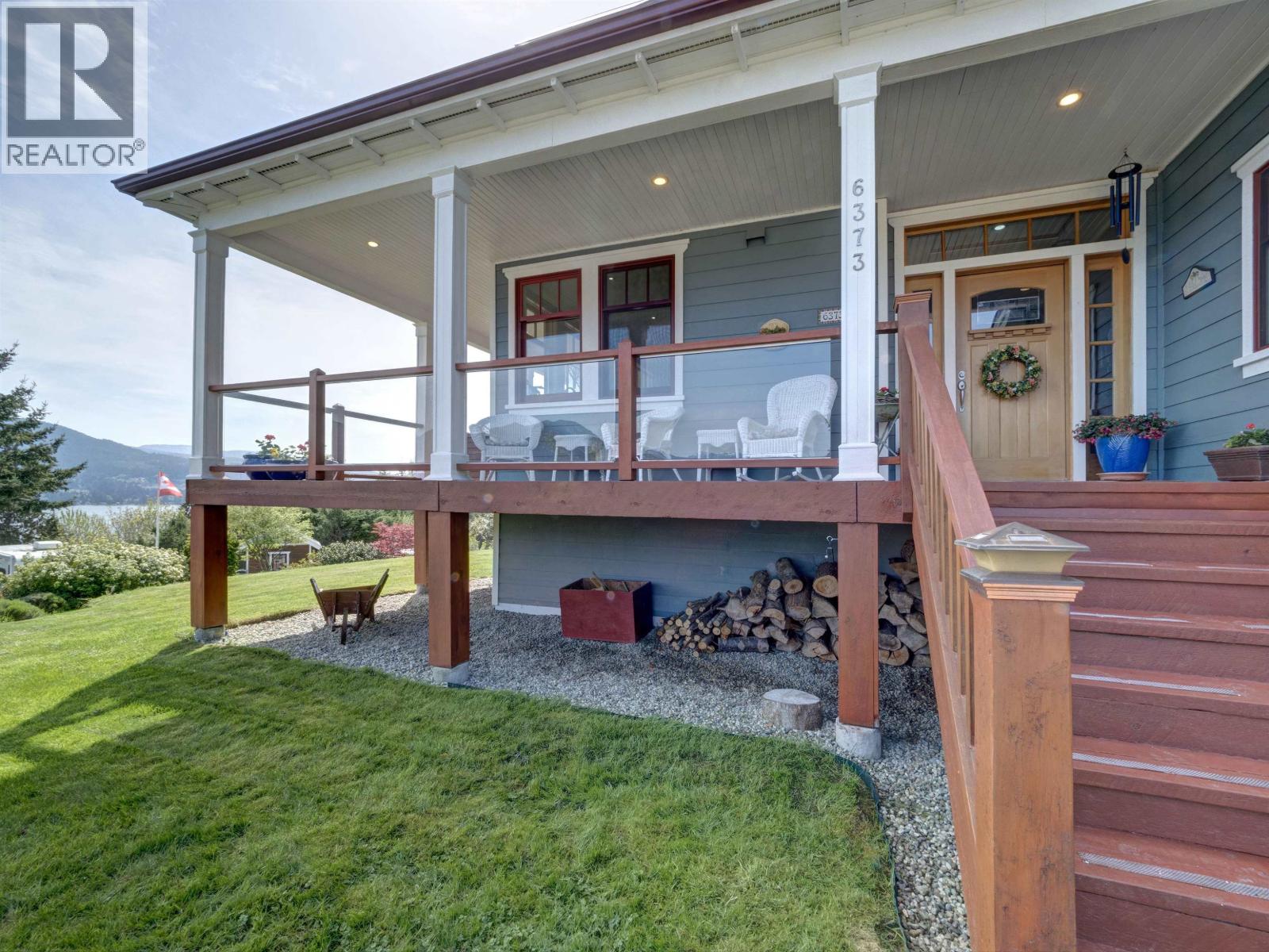 6373 N GALE AVENUE, Sechelt