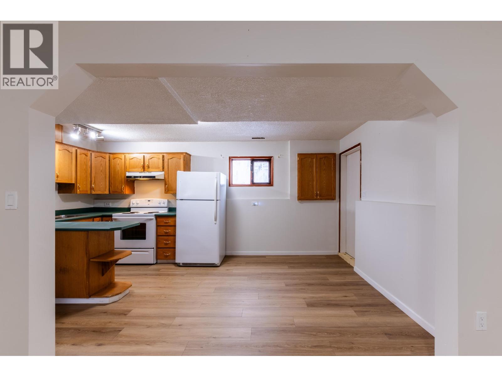 2288 8TH AVENUE - 28