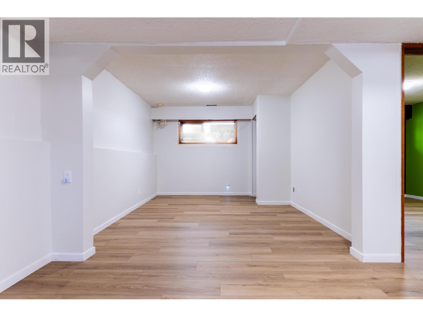 2288 8TH AVENUE - 30