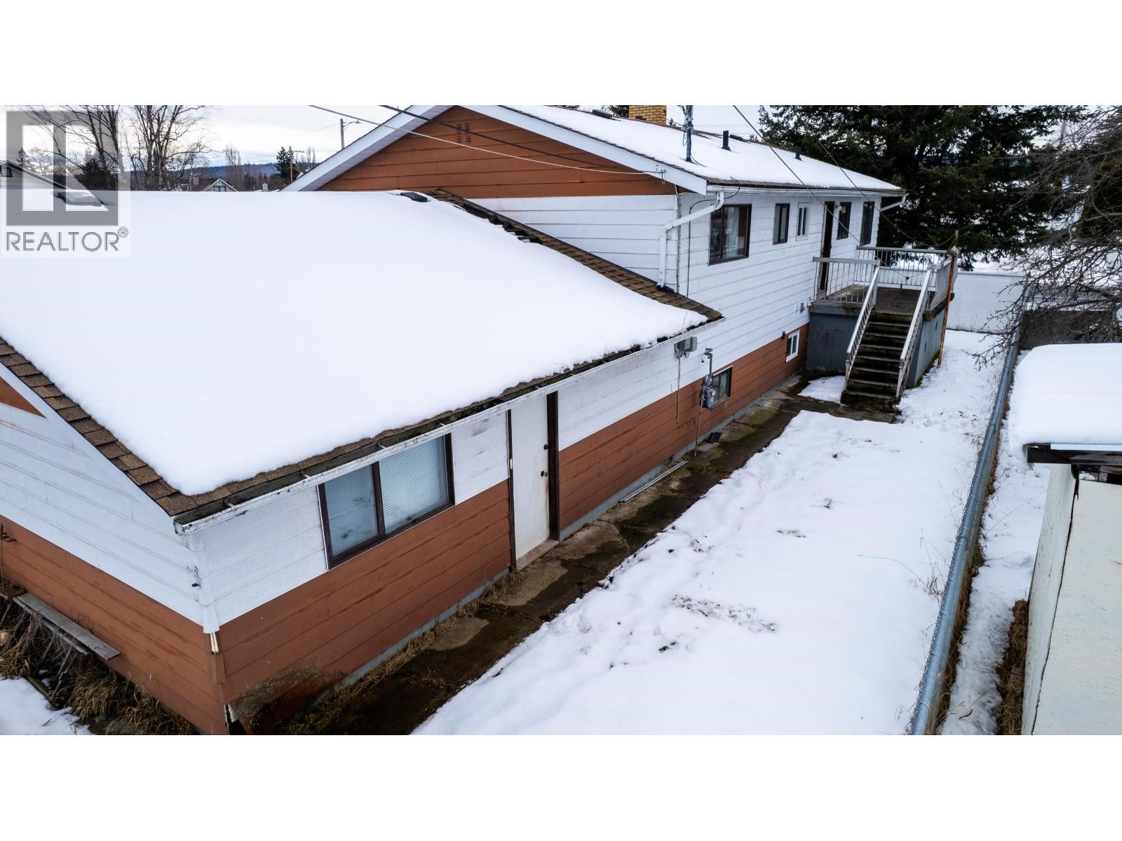 2288 8TH AVENUE - 34