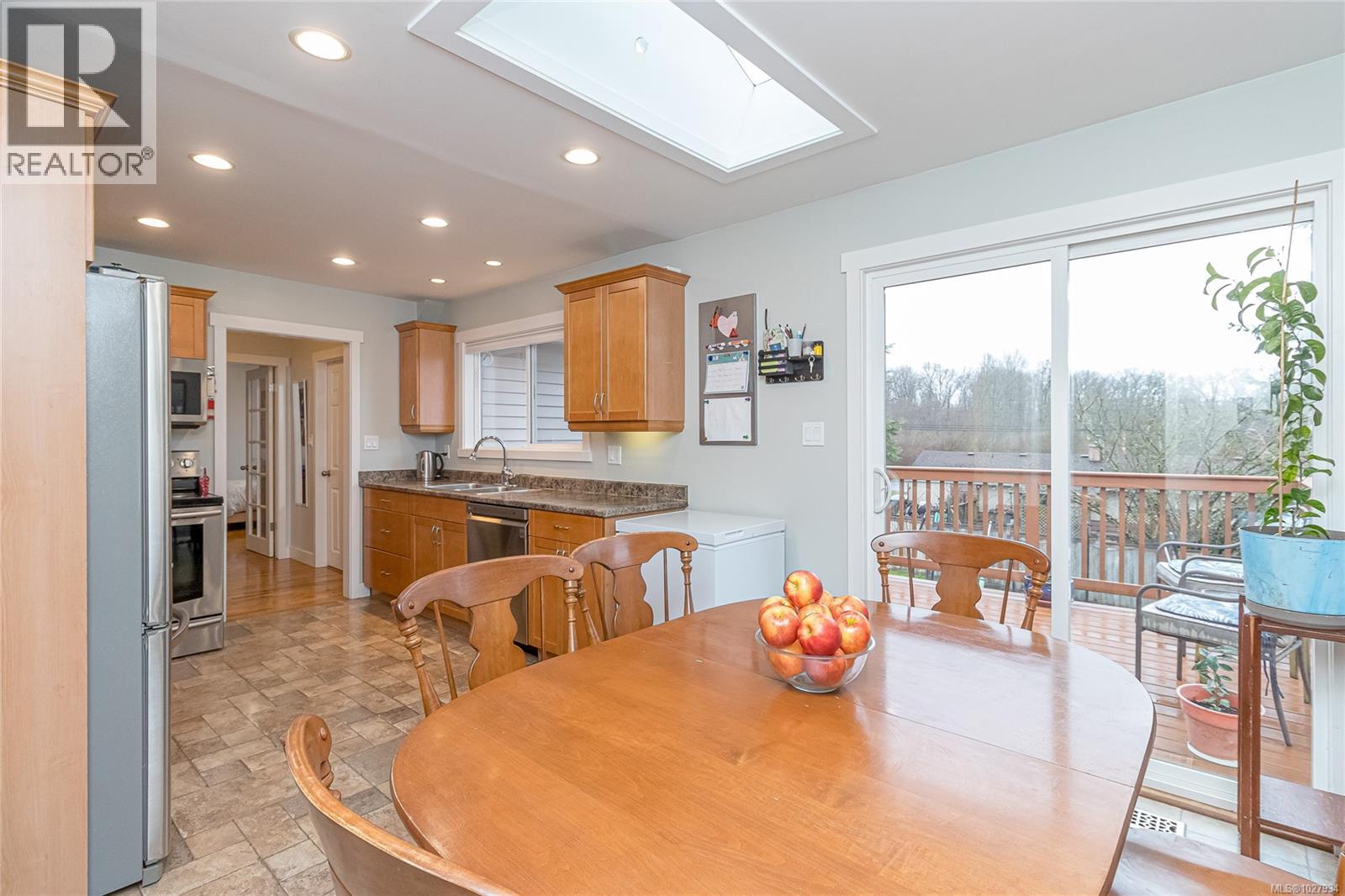 2202 Rosewood Ave, Duncan