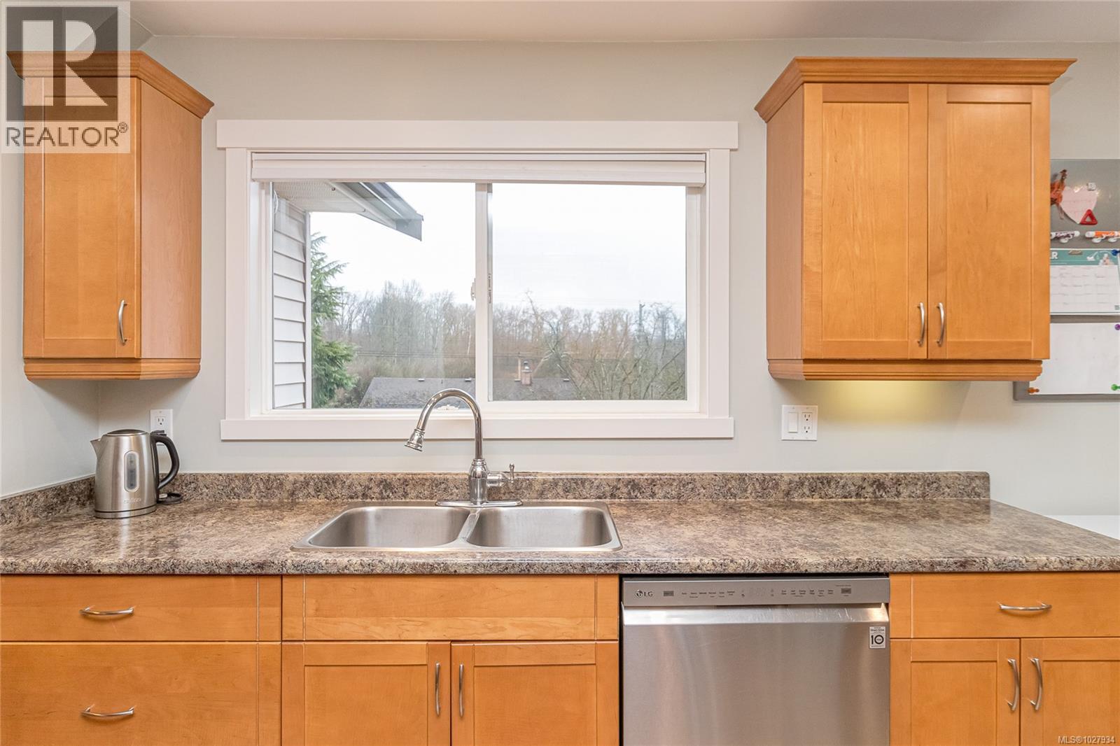 2202 Rosewood Ave, Duncan