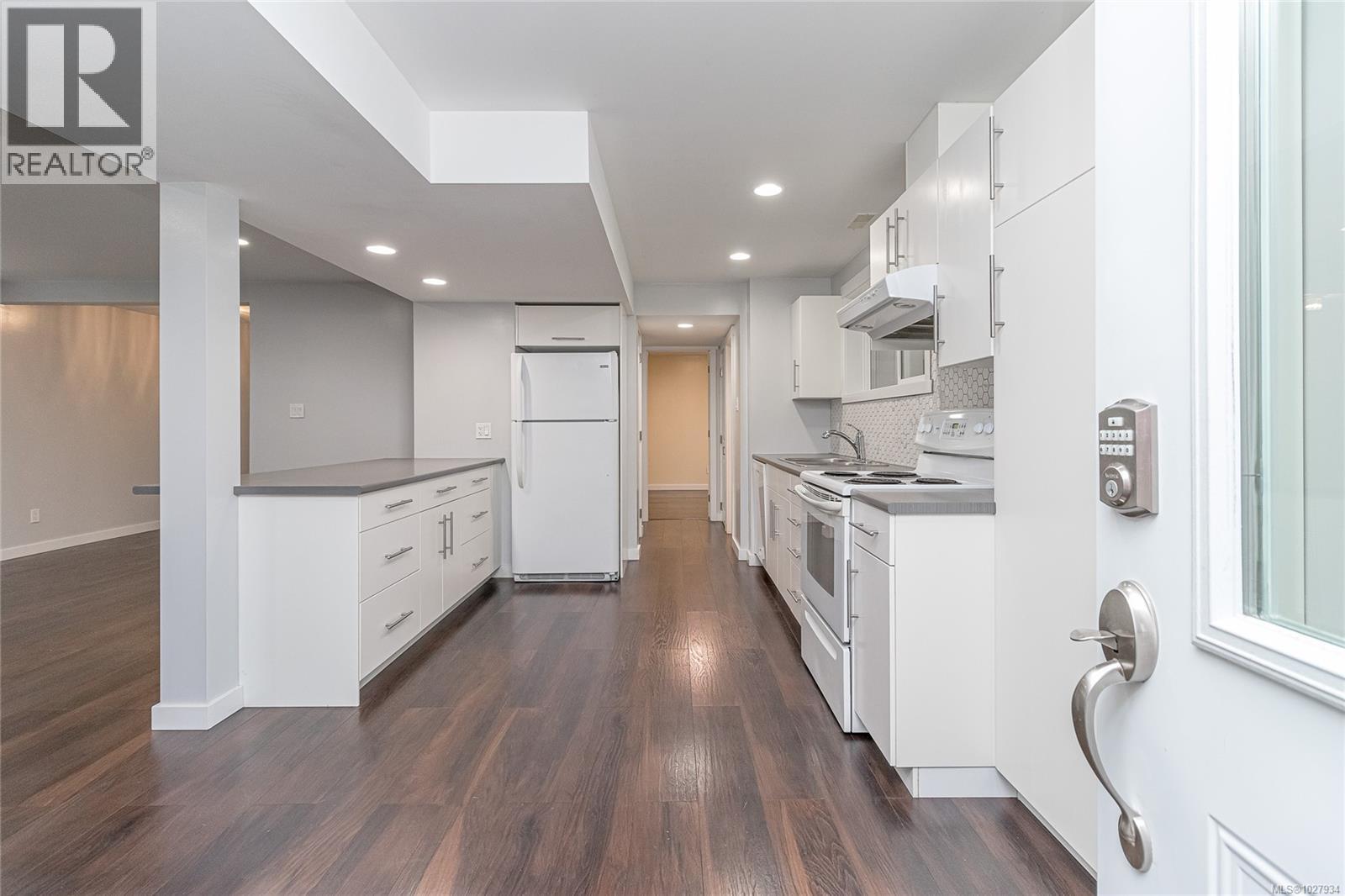 2202 Rosewood Ave, Duncan