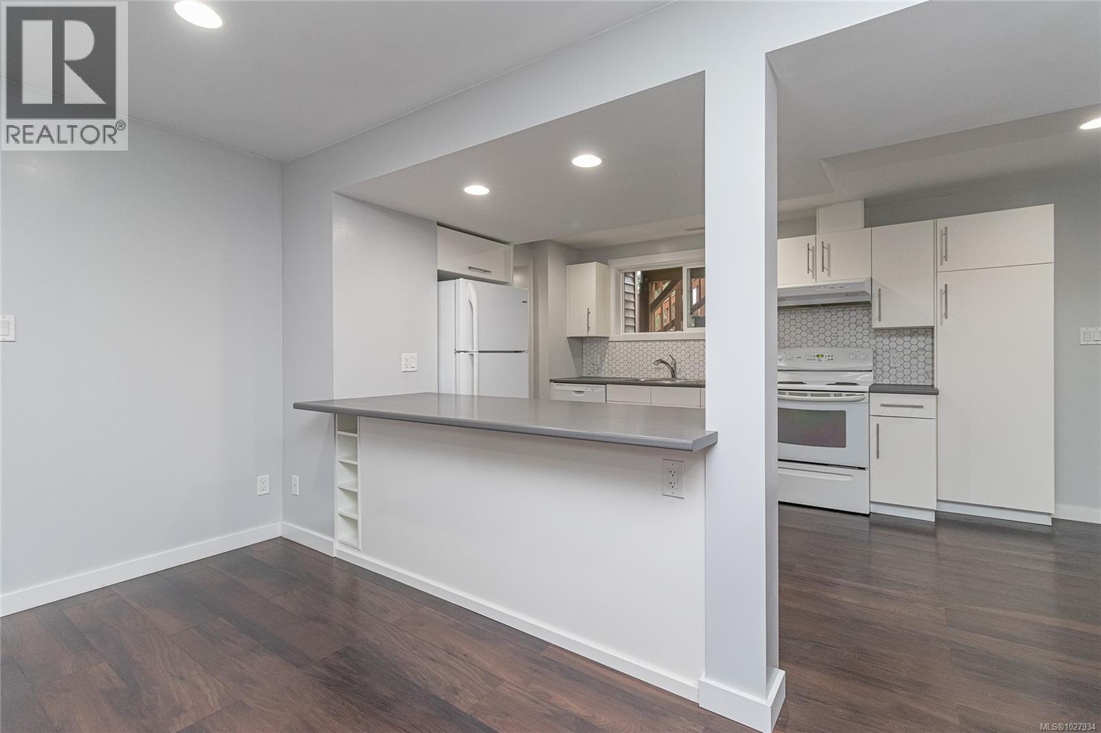 2202 Rosewood Ave, Duncan