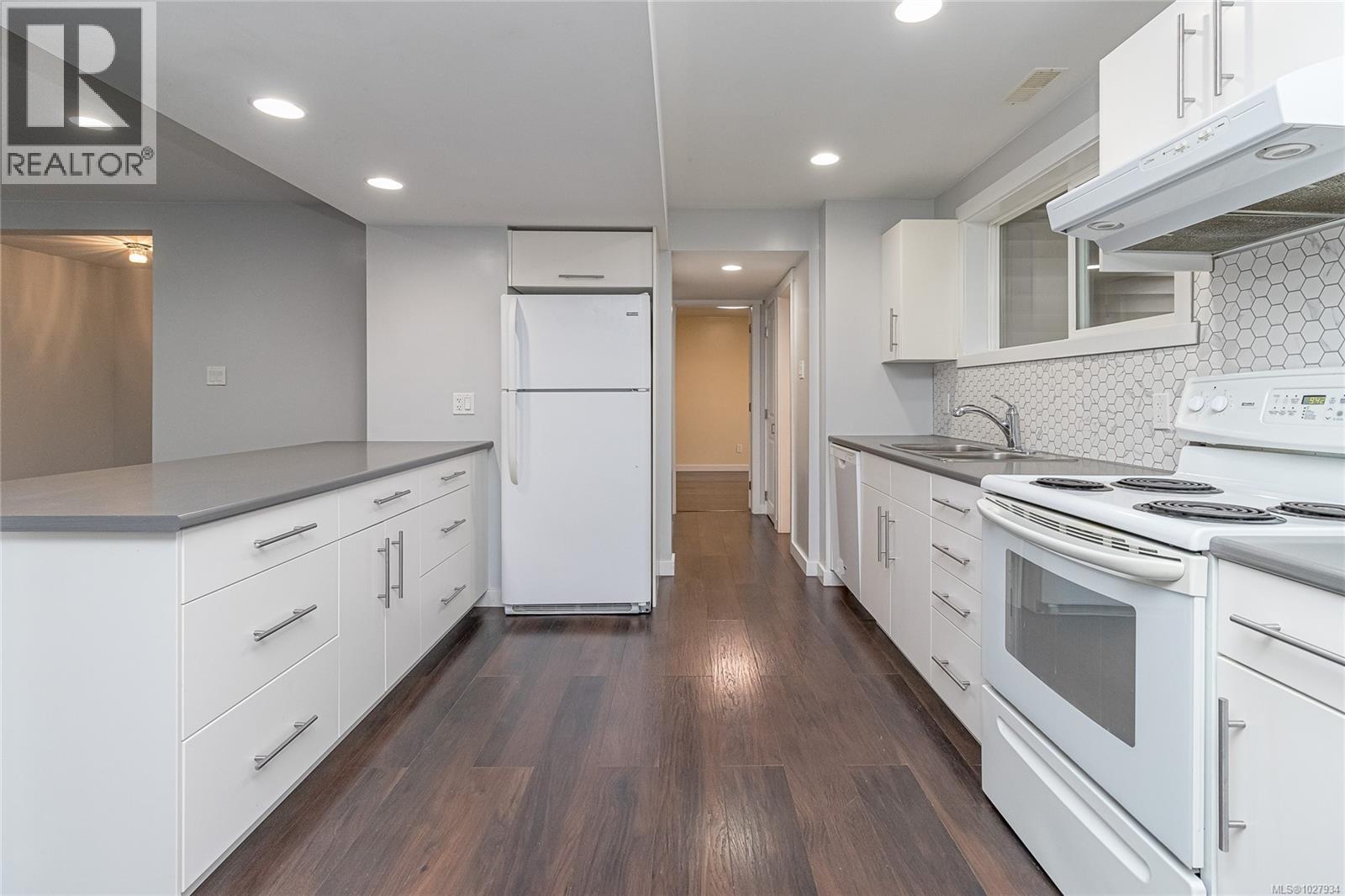 2202 Rosewood Ave, Duncan