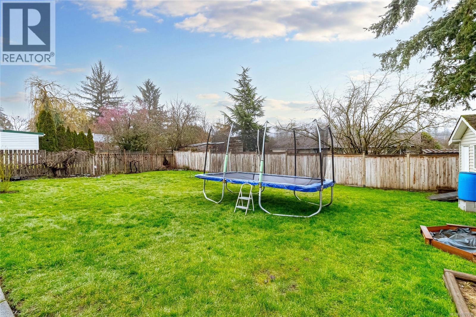 2202 Rosewood Ave, Duncan