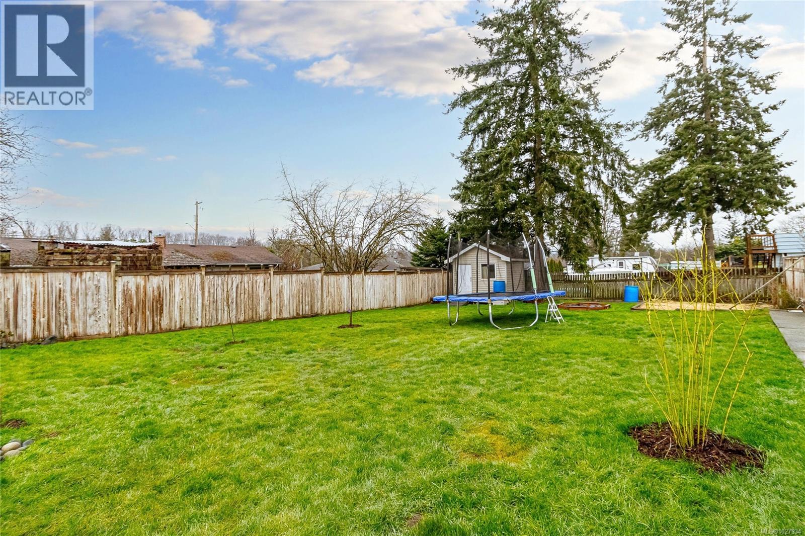 2202 Rosewood Ave, Duncan