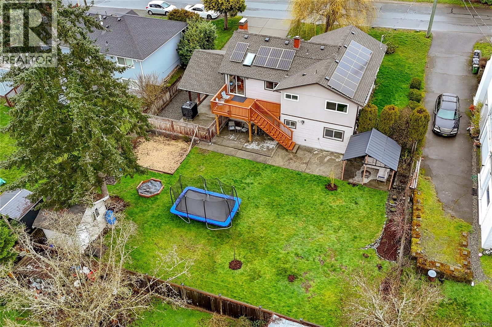 2202 Rosewood Ave, Duncan