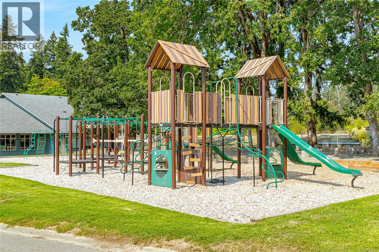 2202 Rosewood Ave, Duncan