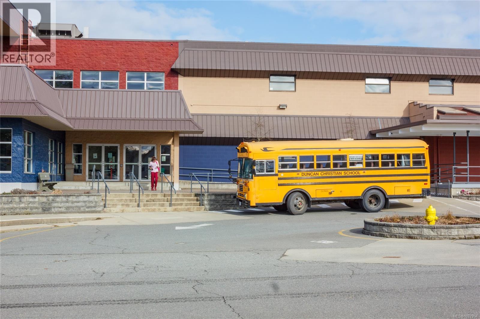 2202 Rosewood Ave, Duncan