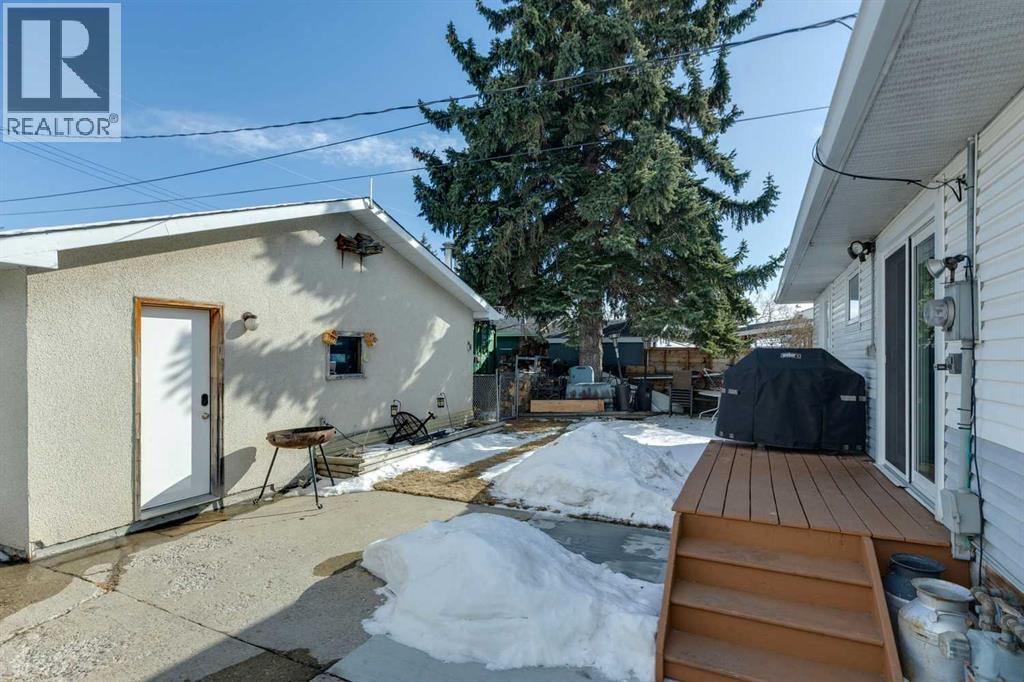 Single Family House Bungalow for Sale in  Sable Drive Southview Calgary 