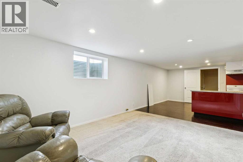 Single Family House Bungalow for Sale in  Sable Drive Southview Calgary 