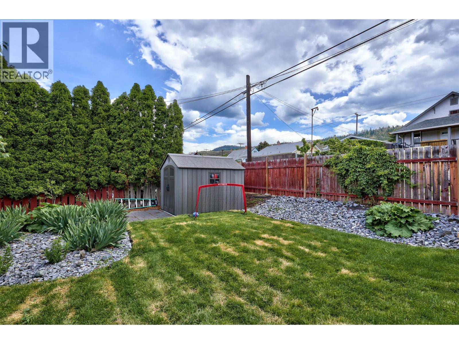 1119 Pine Street, Kamloops