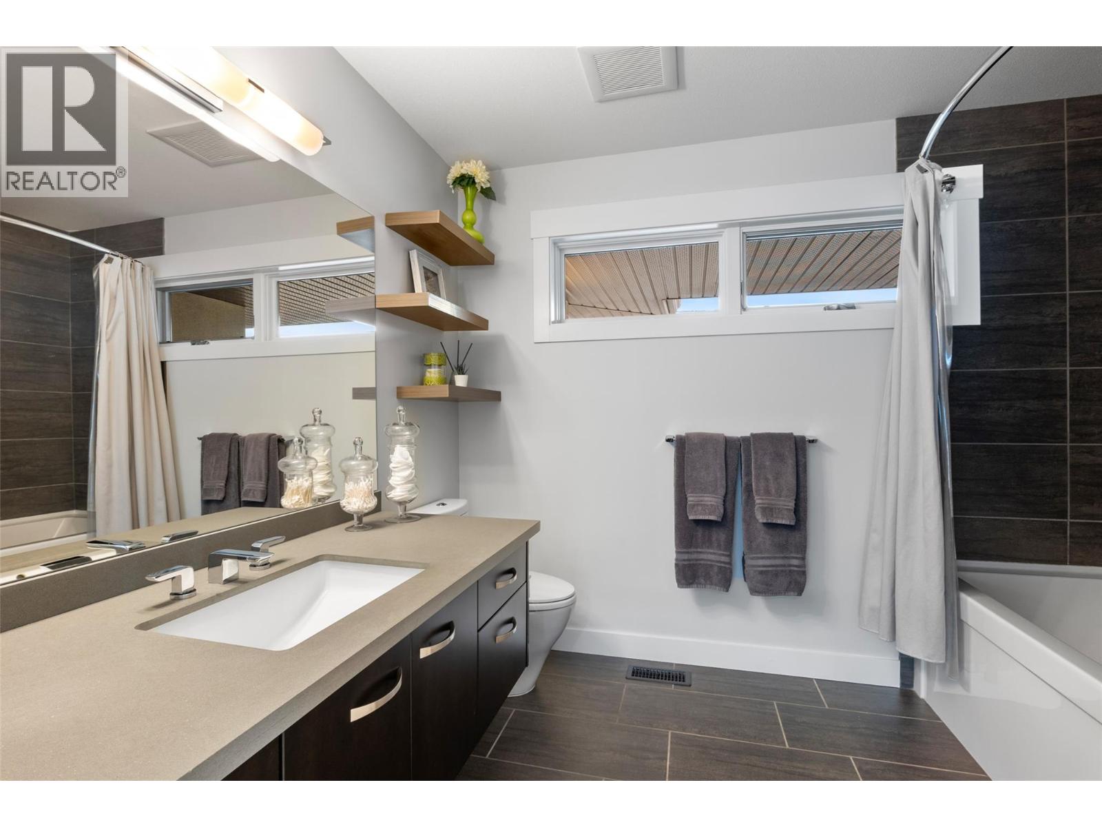 229 Holloway Drive, Kamloops