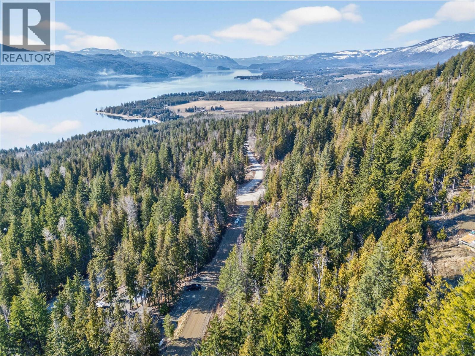 VICKERS Trail Lot# 151, Anglemont