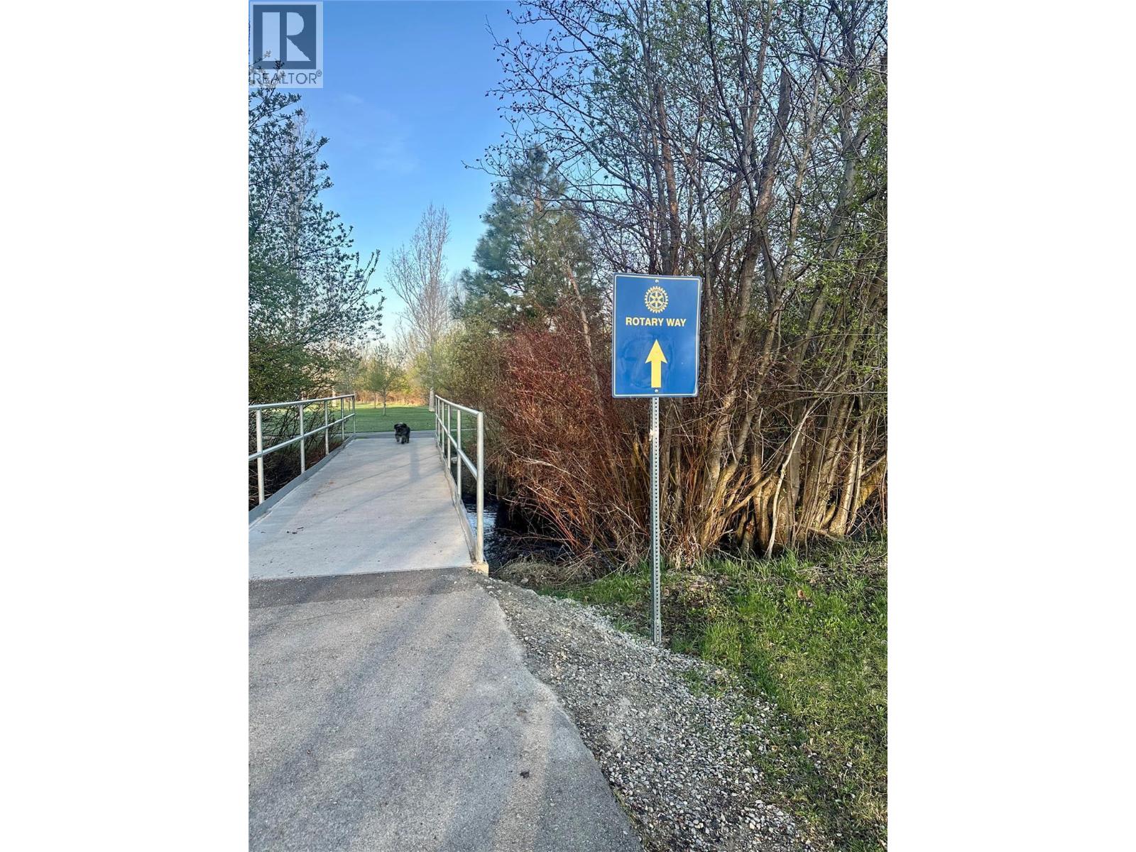  515 20th Avenue South, Cranbrook