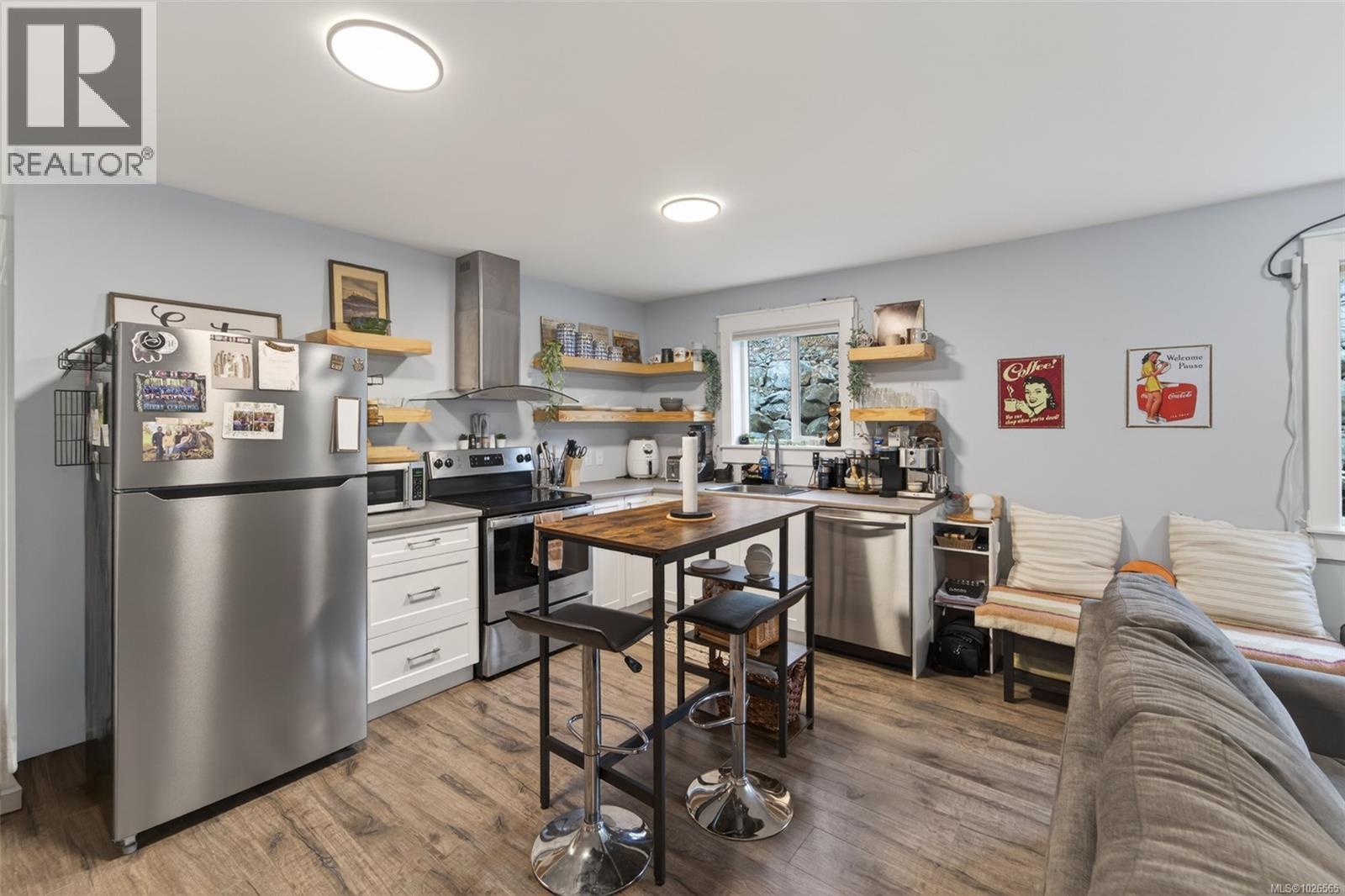 6350 Riverstone Dr, Sooke