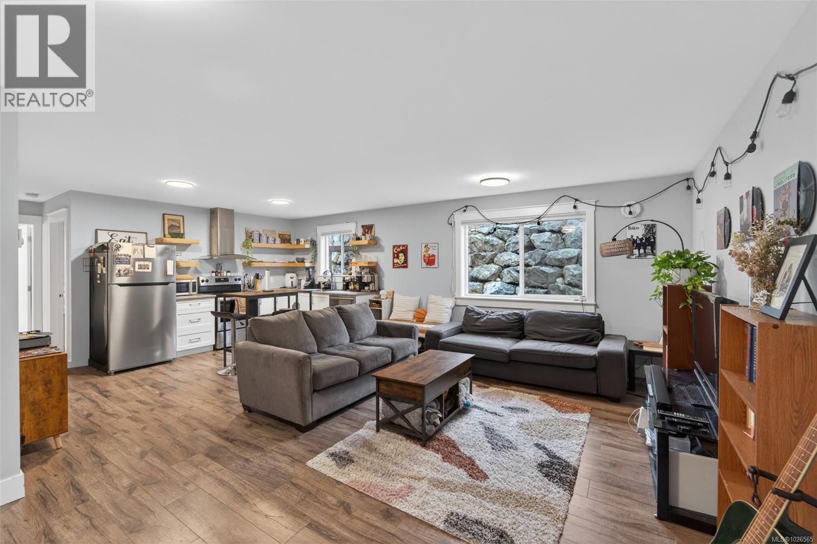 6350 Riverstone Dr, Sooke