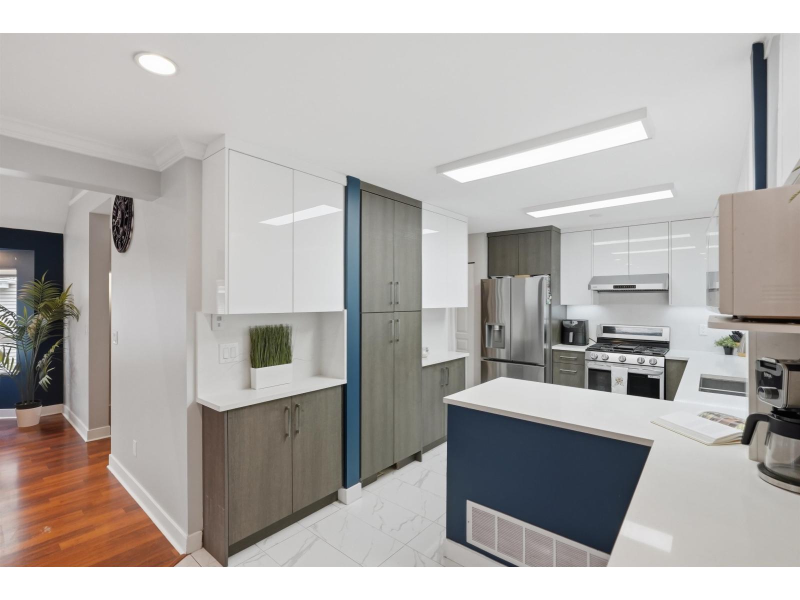 54 13918 58 AVENUE, Surrey