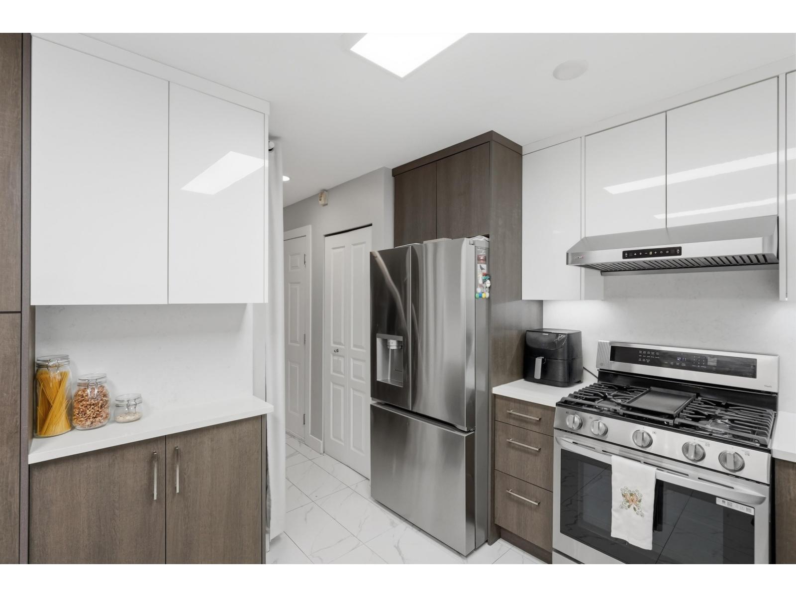 54 13918 58 AVENUE, Surrey