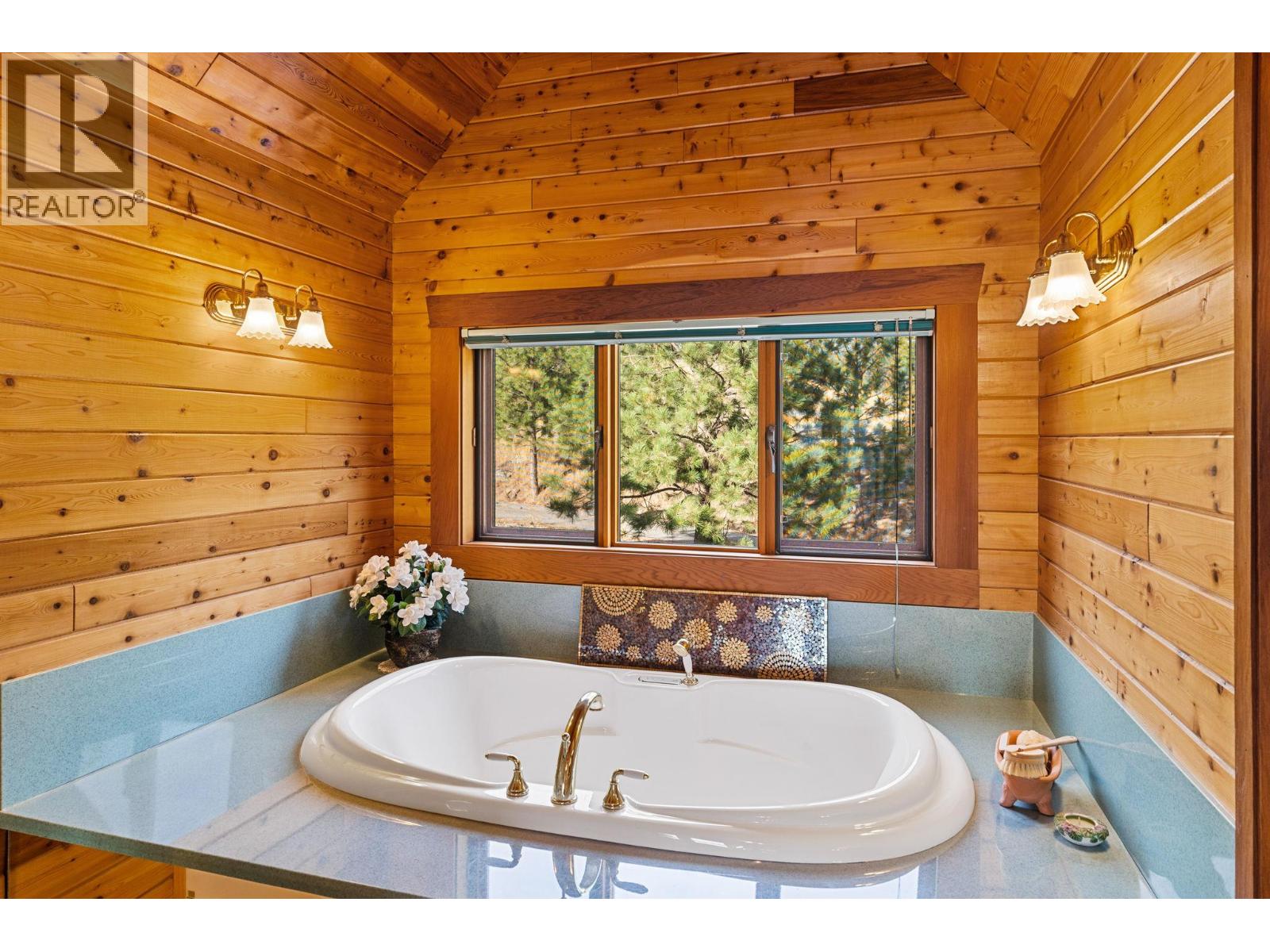  4520 Farmers Drive, Kelowna