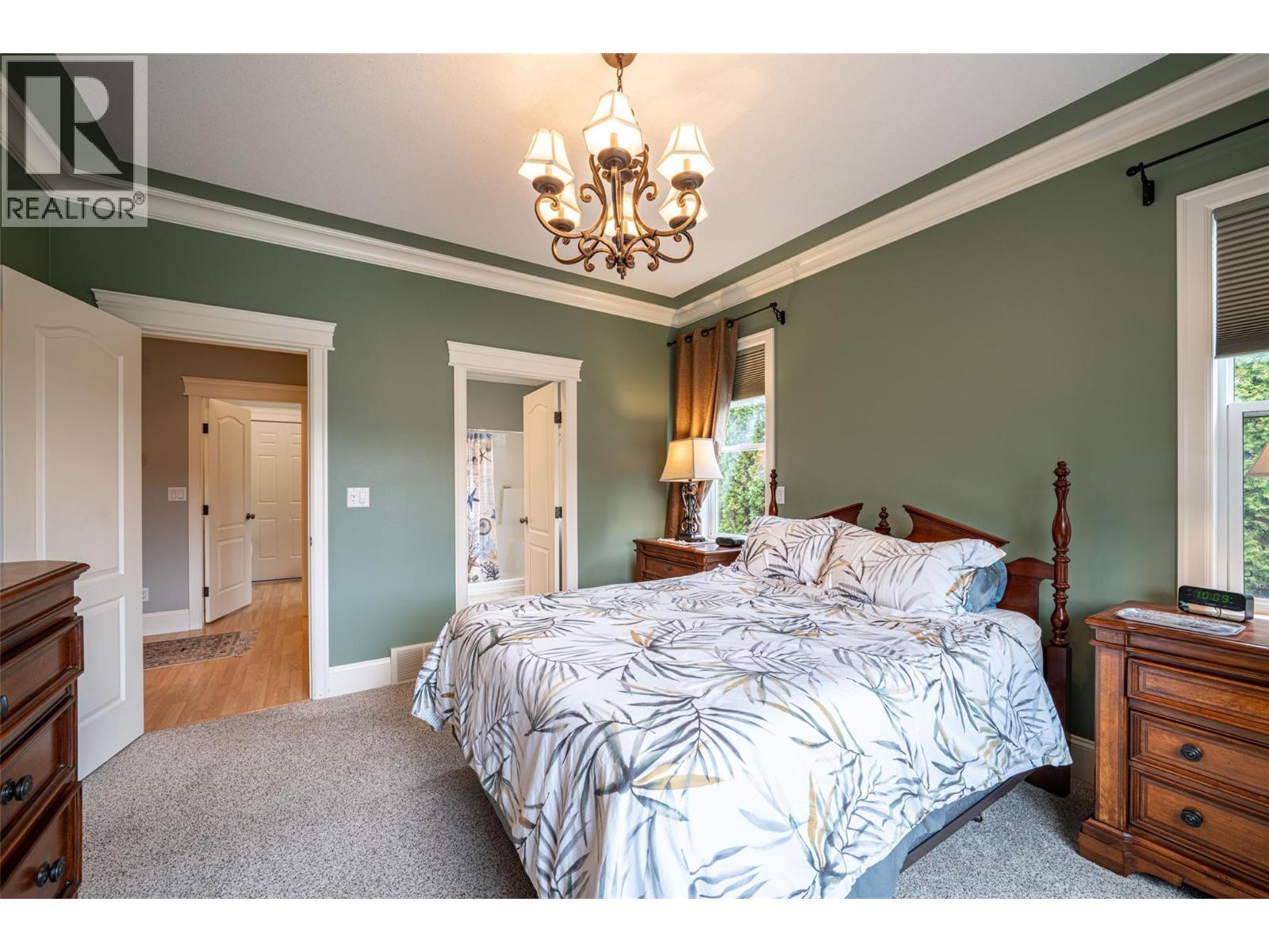 2540 Colony Street, Armstrong