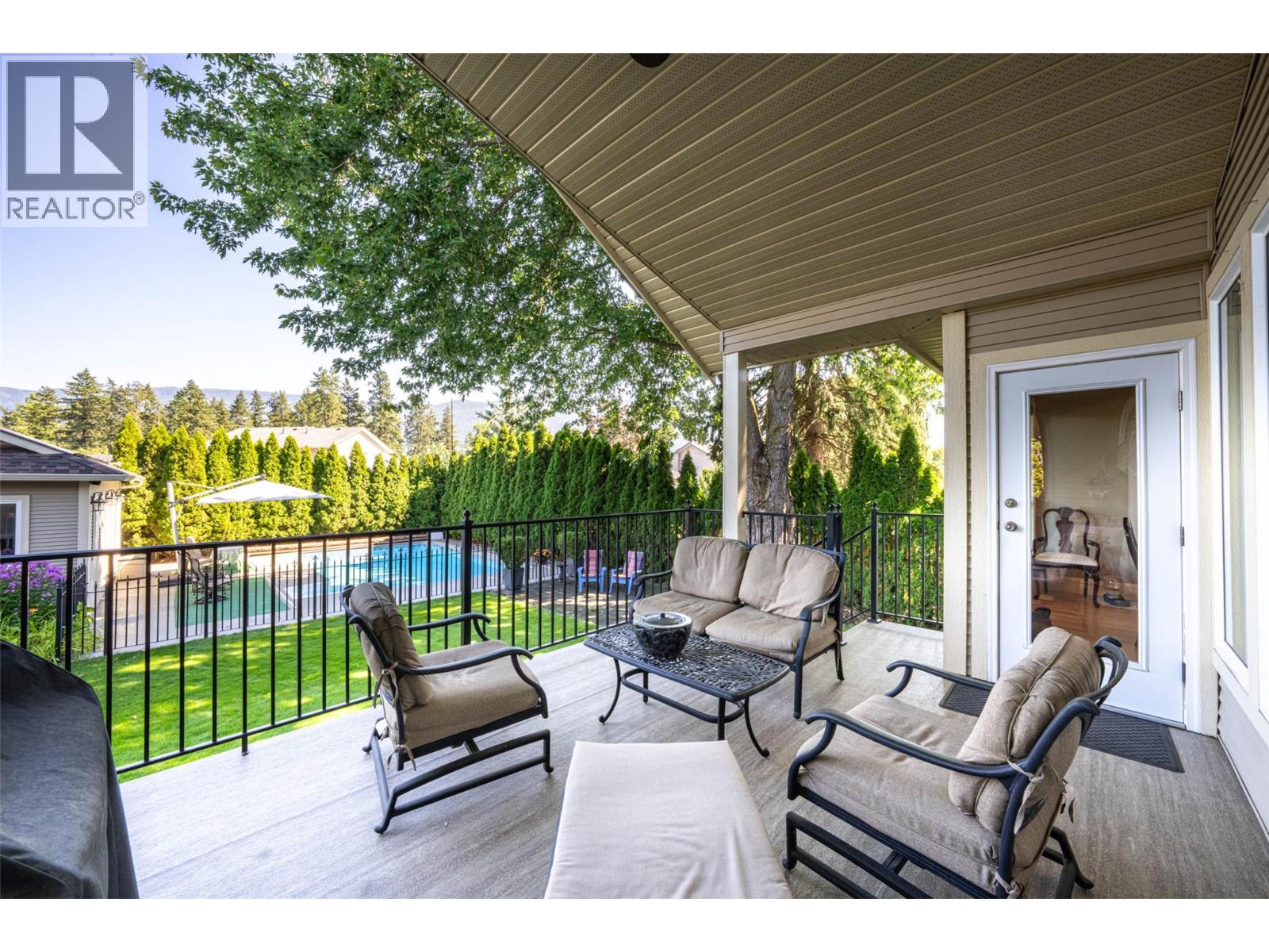 2540 Colony Street, Armstrong