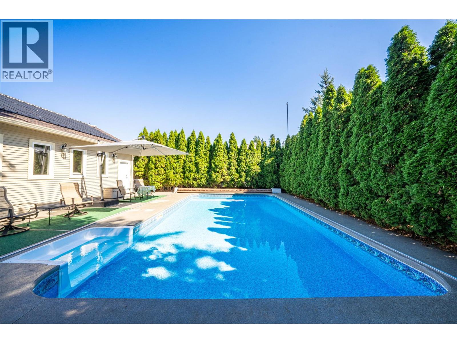 2540 Colony Street, Armstrong