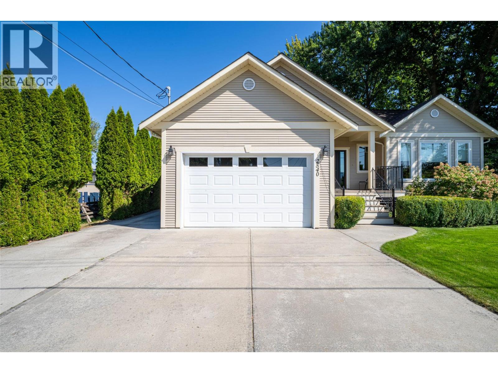 2540 Colony Street, Armstrong