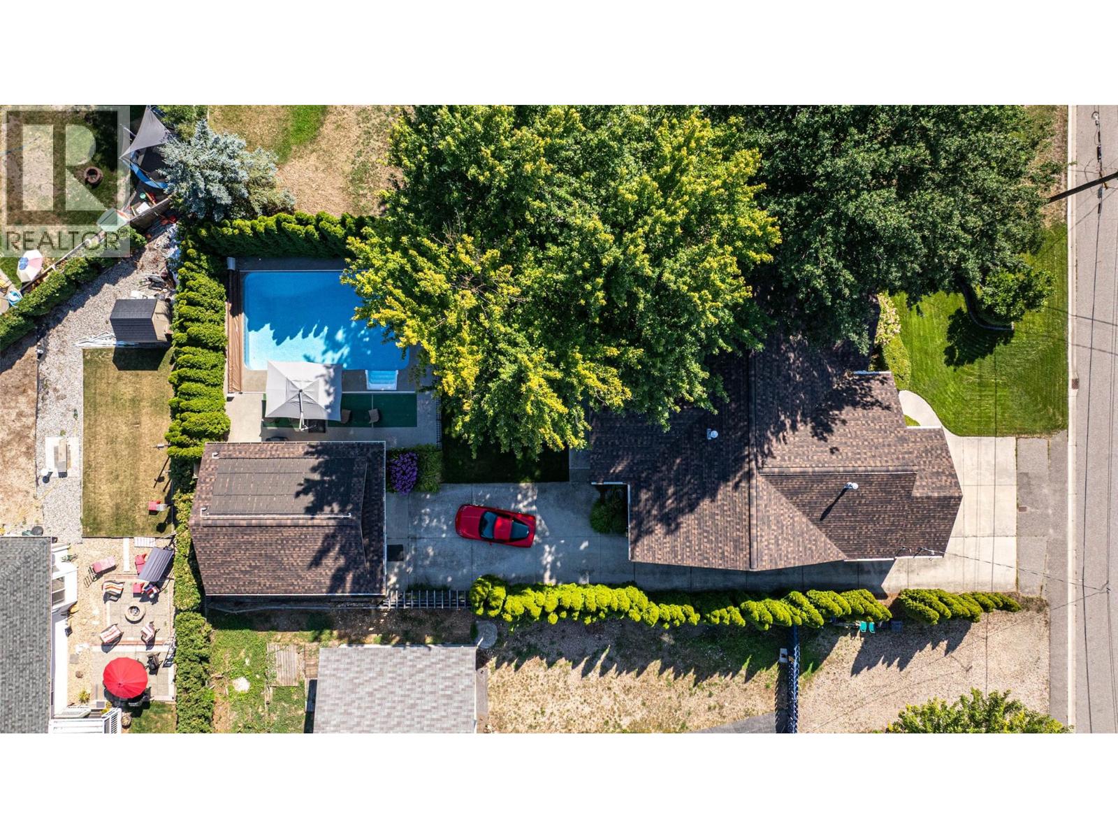 2540 Colony Street, Armstrong