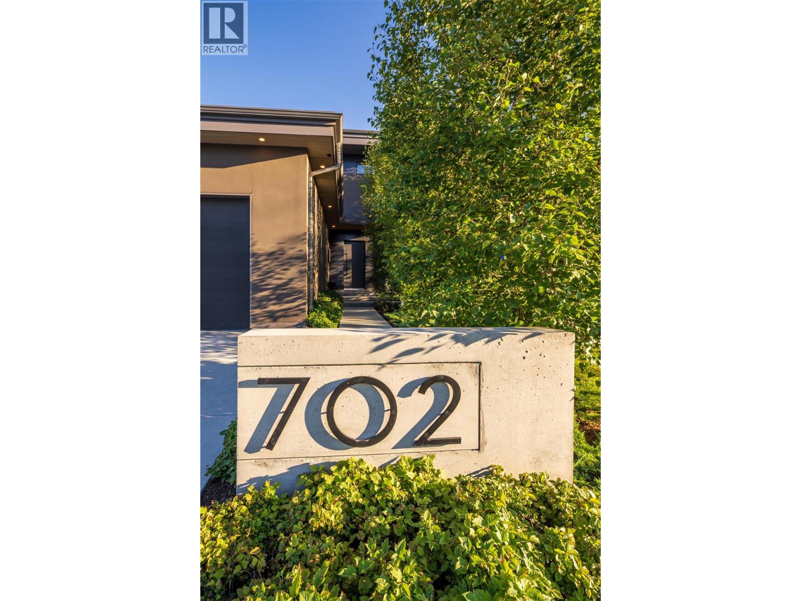 702 7th Street, Golden