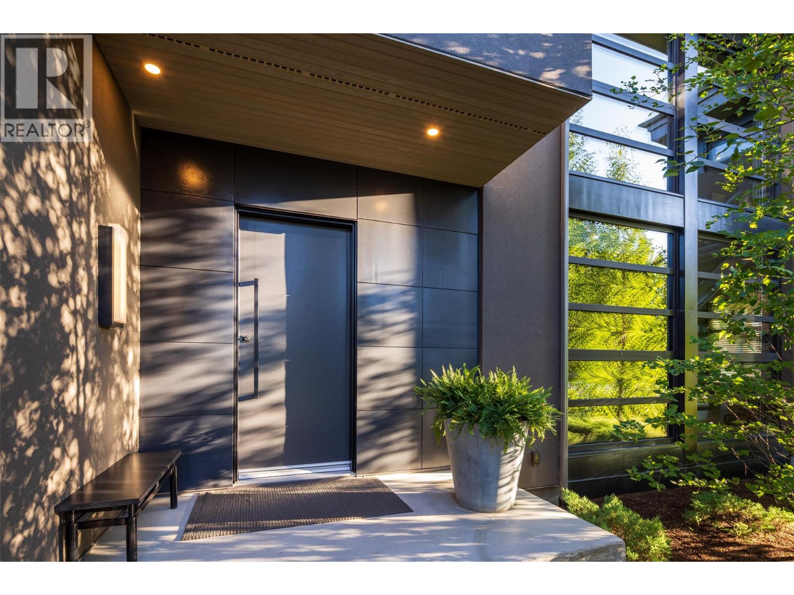 702 7th Street, Golden