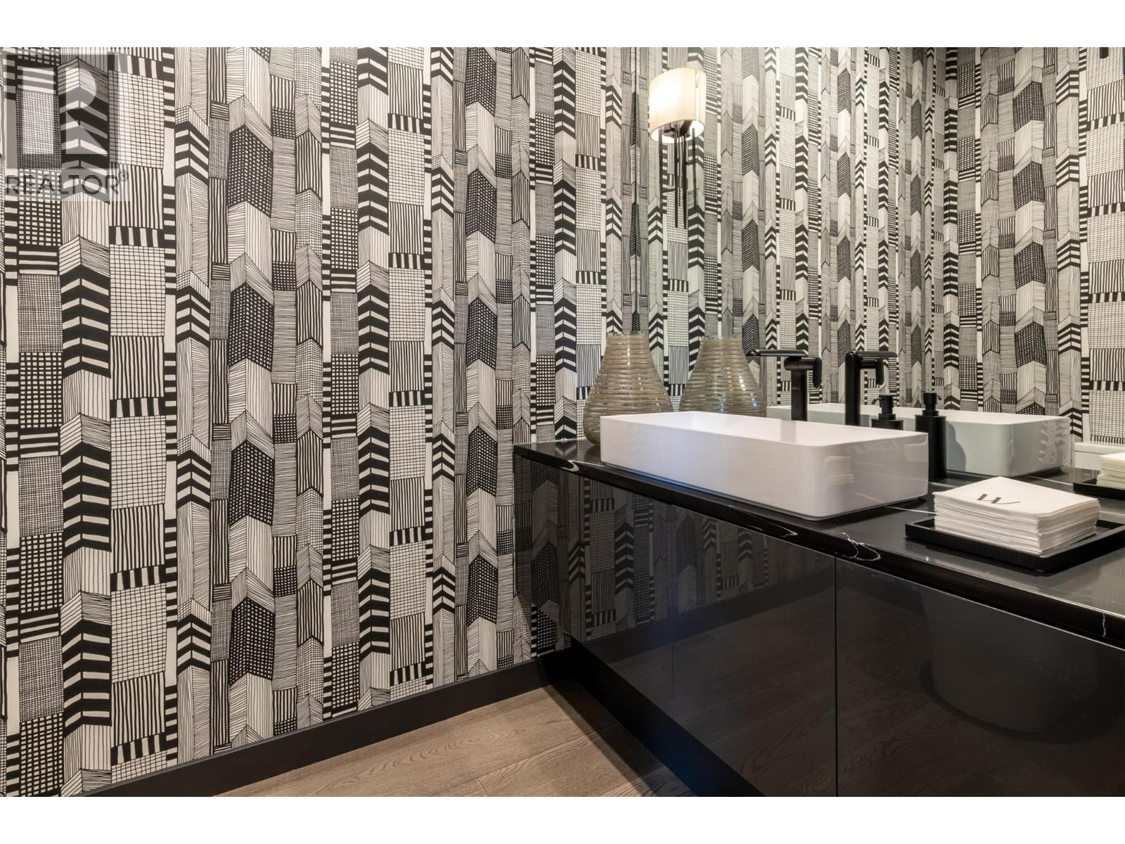 702 7th Street, Golden