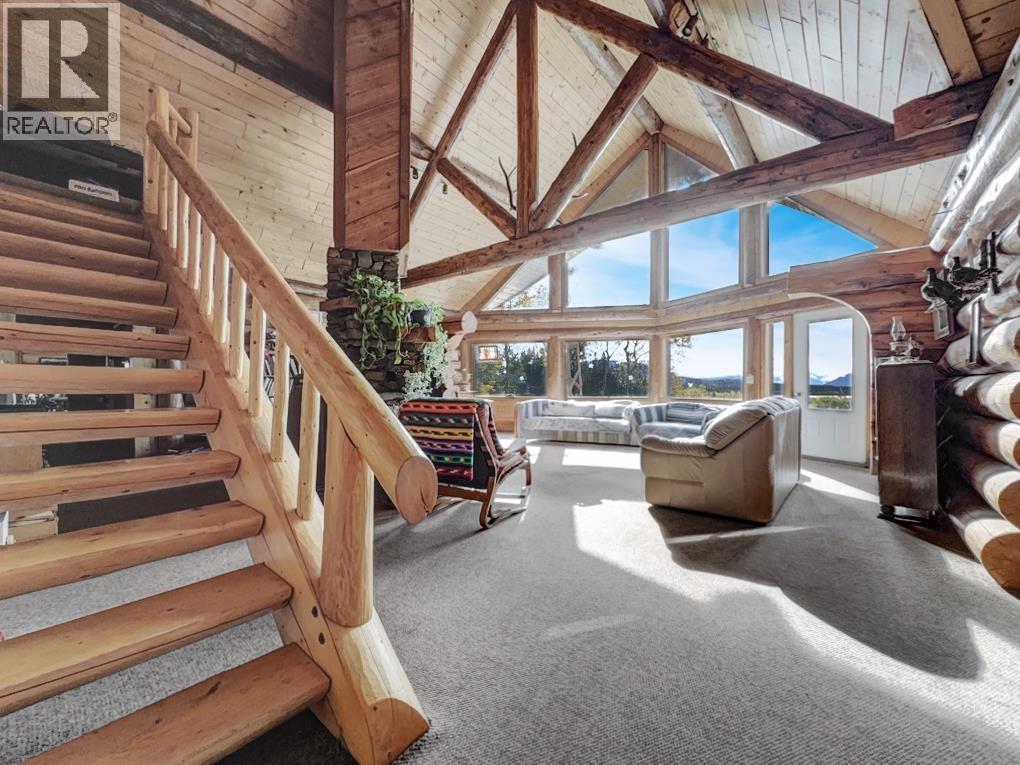 4899 MCGHEE ROAD, Williams Lake