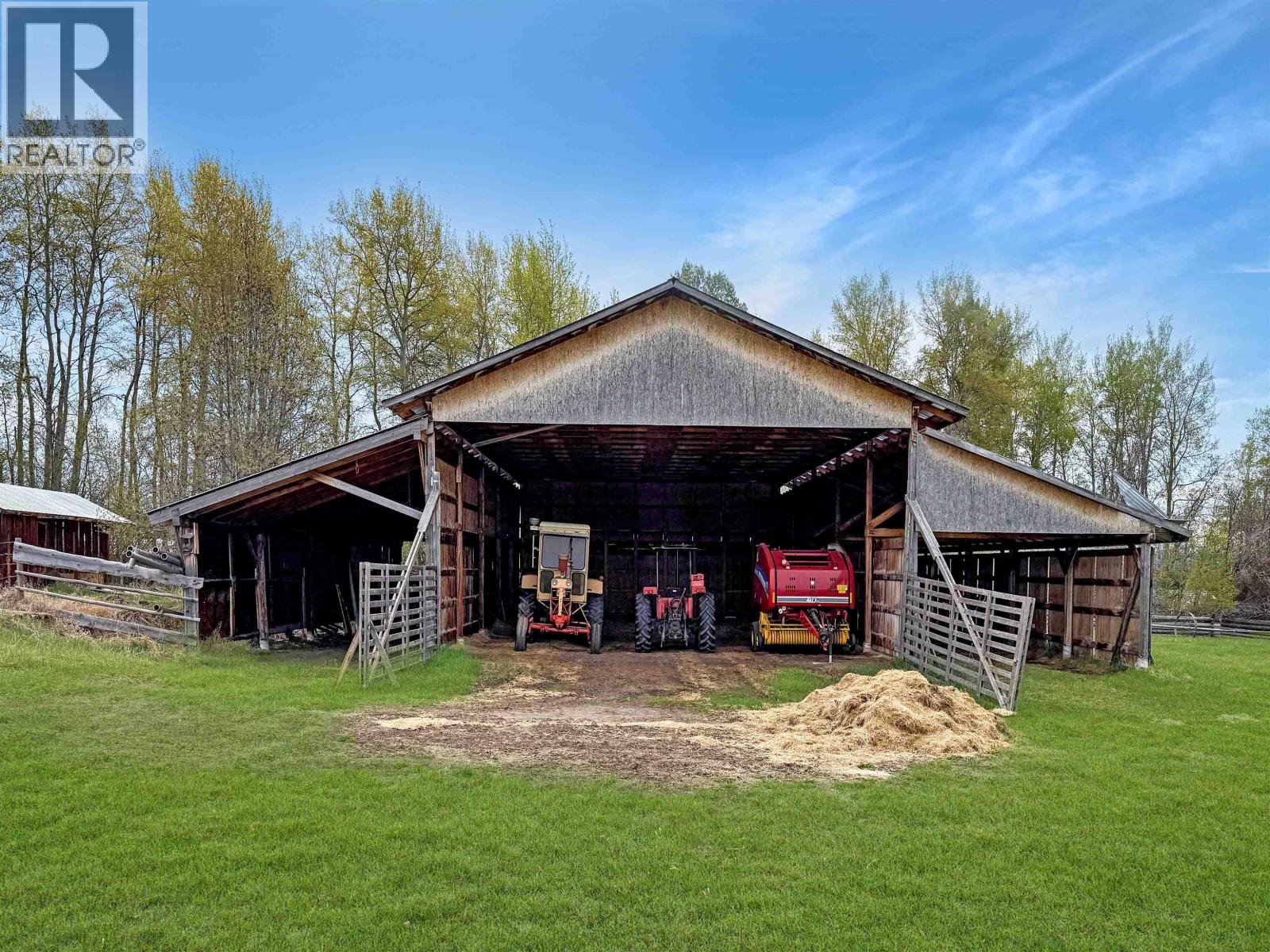 4899 MCGHEE ROAD, Williams Lake