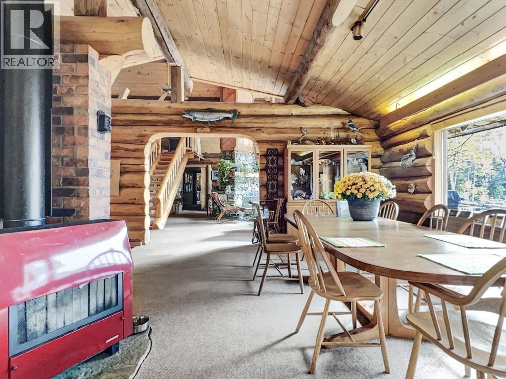 4899 MCGHEE ROAD, Williams Lake