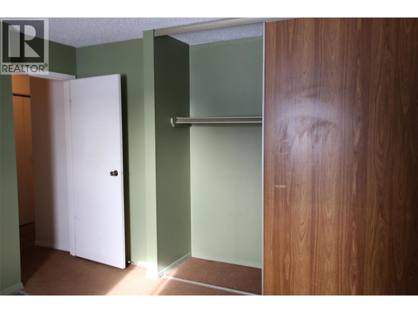 332 Willow Drive, Tumbler Ridge