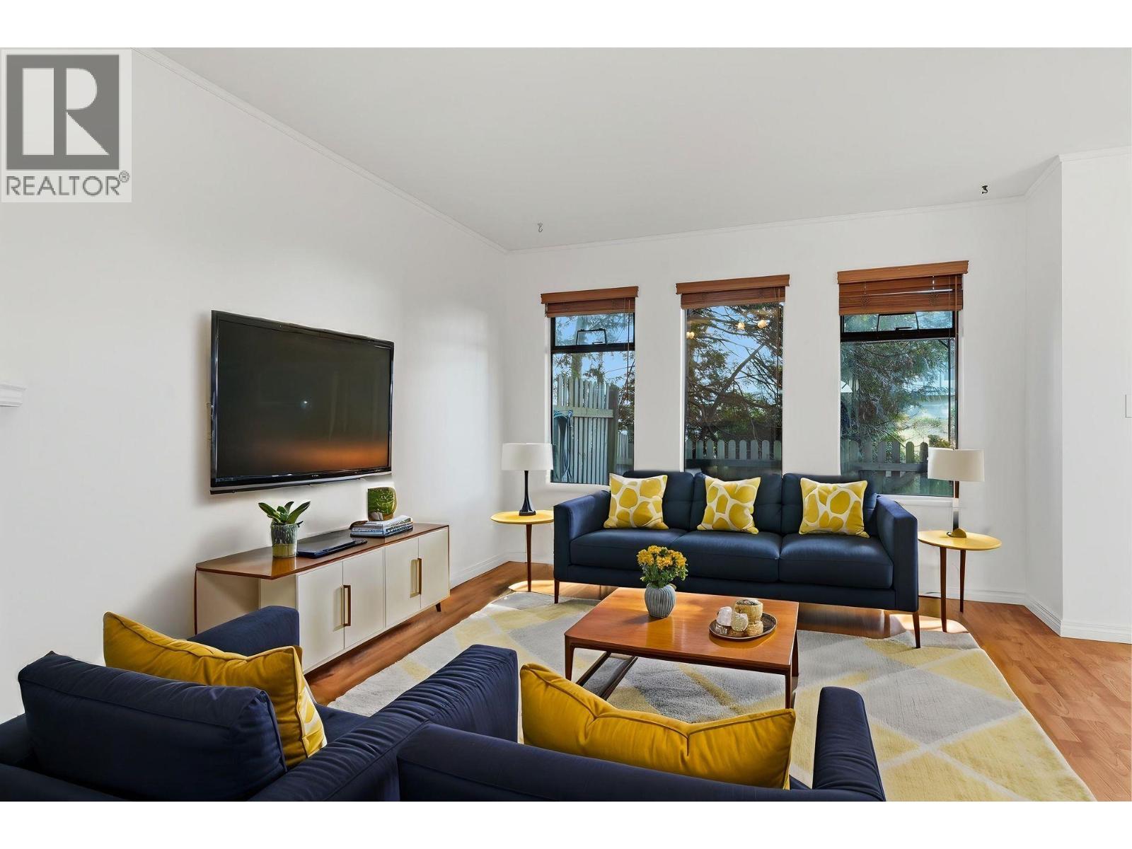 53 98 BEGIN STREET, Coquitlam