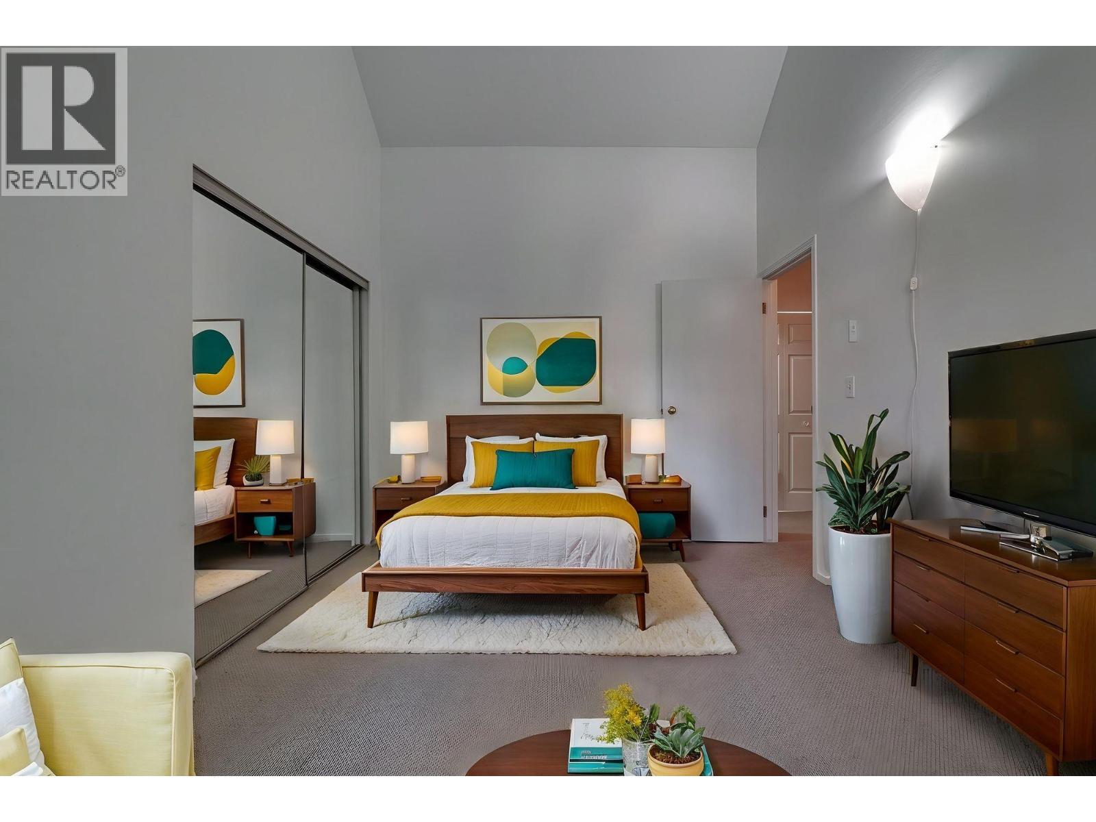 53 98 BEGIN STREET, Coquitlam