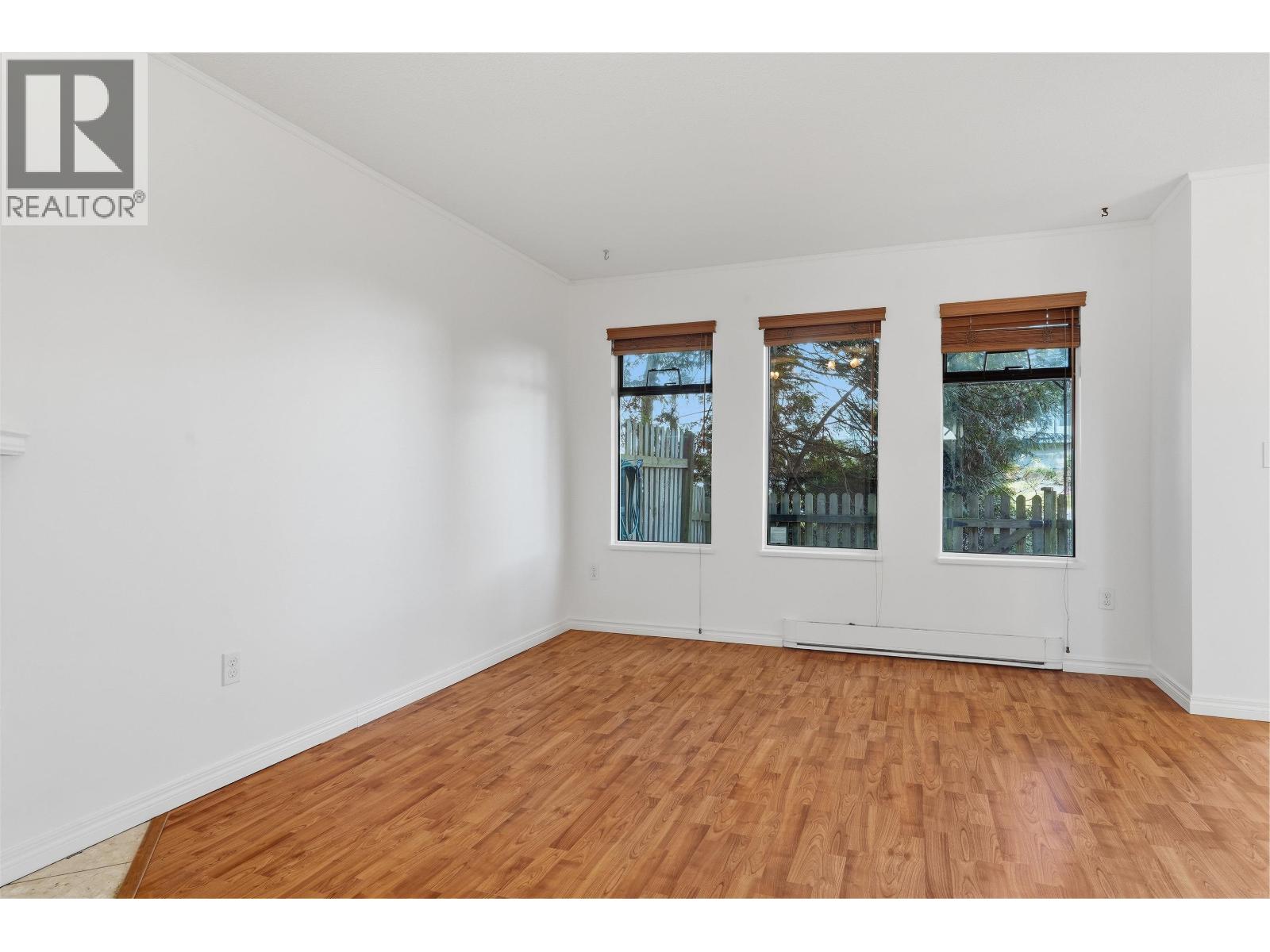 53 98 BEGIN STREET, Coquitlam