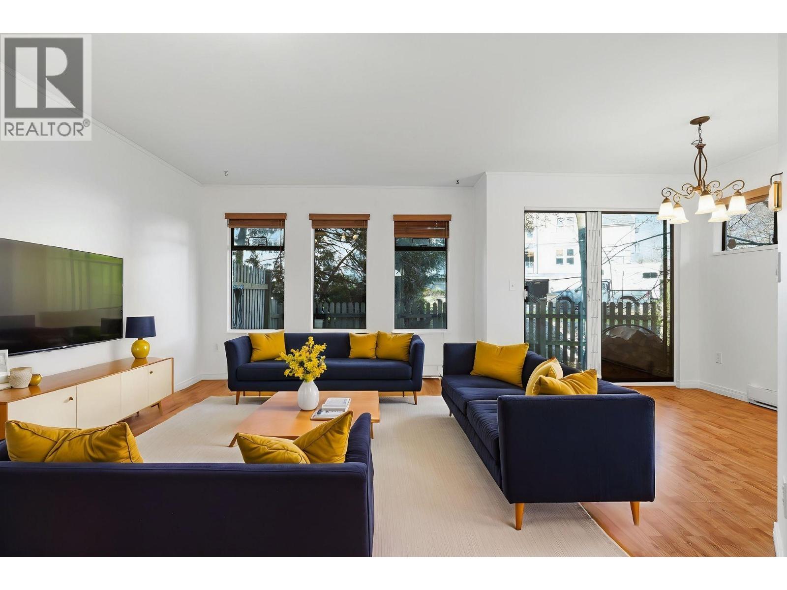 53 98 BEGIN STREET, Coquitlam